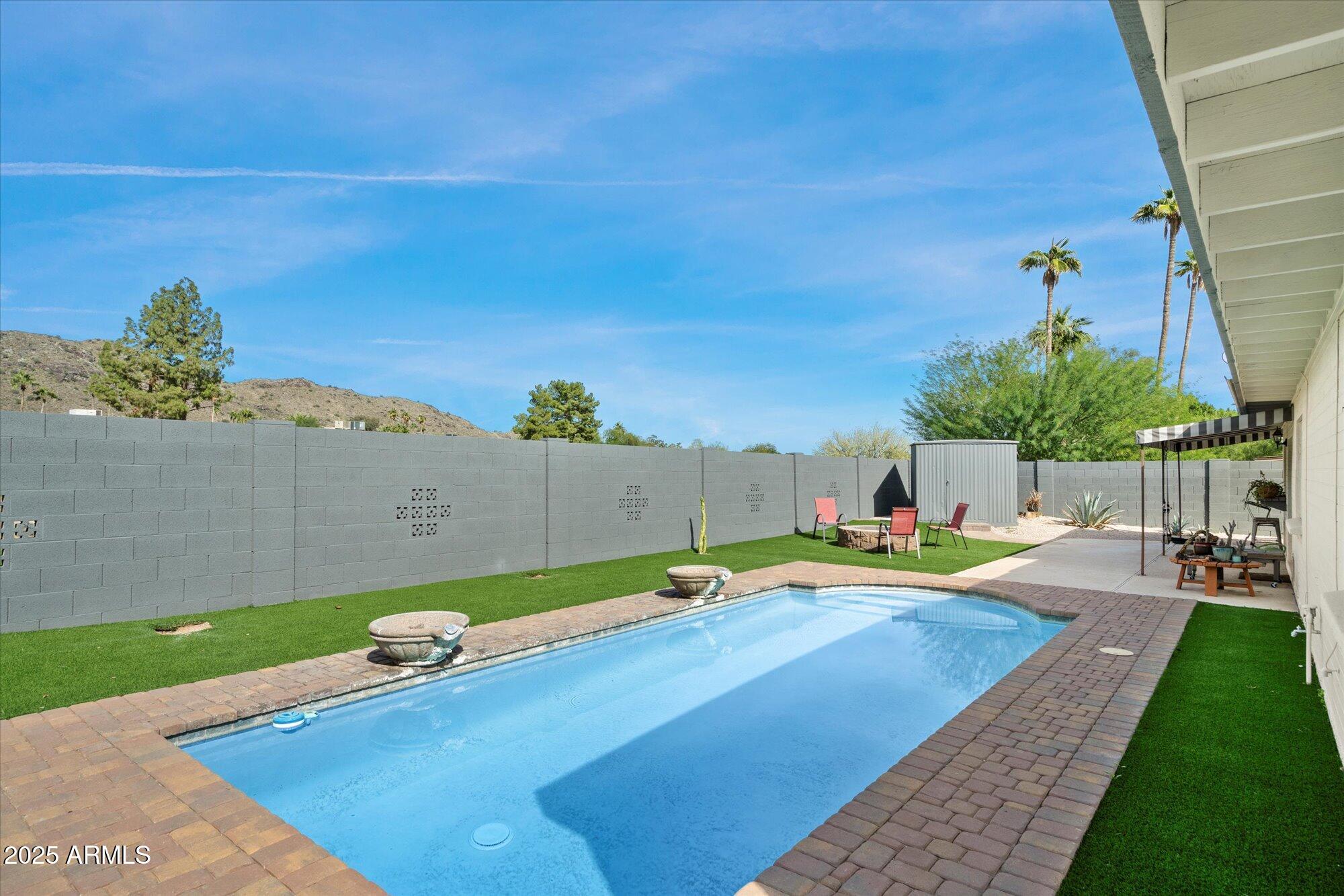 4216 E SAN GABRIEL Avenue