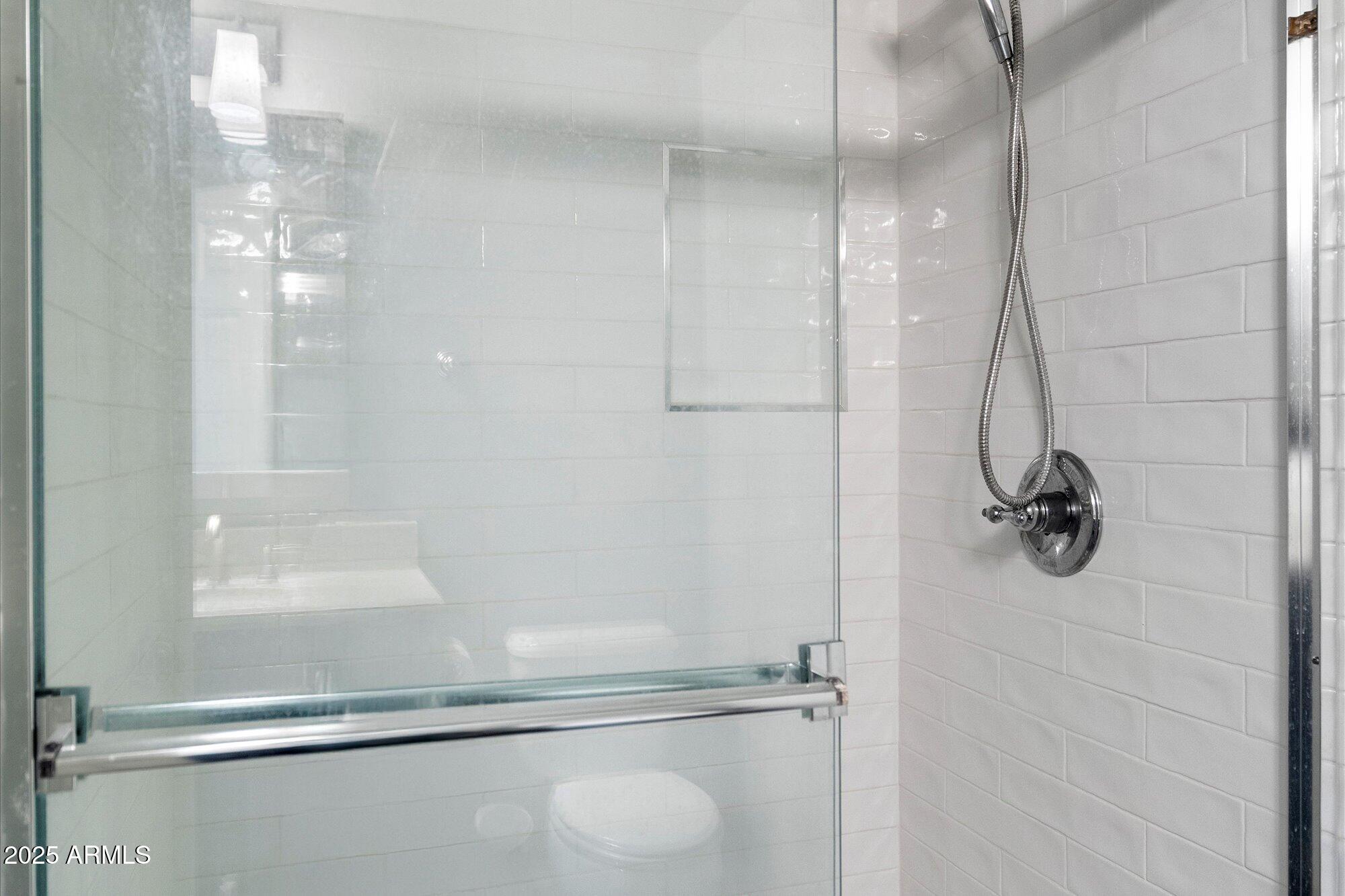 3935 E ROUGH RIDER Road, 1164