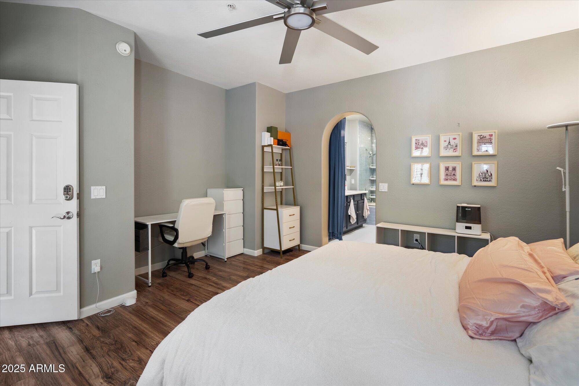 3935 E ROUGH RIDER Road, 1164