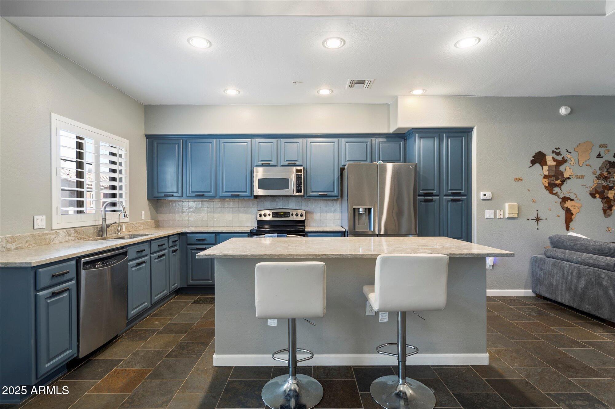 3935 E ROUGH RIDER Road, 1164