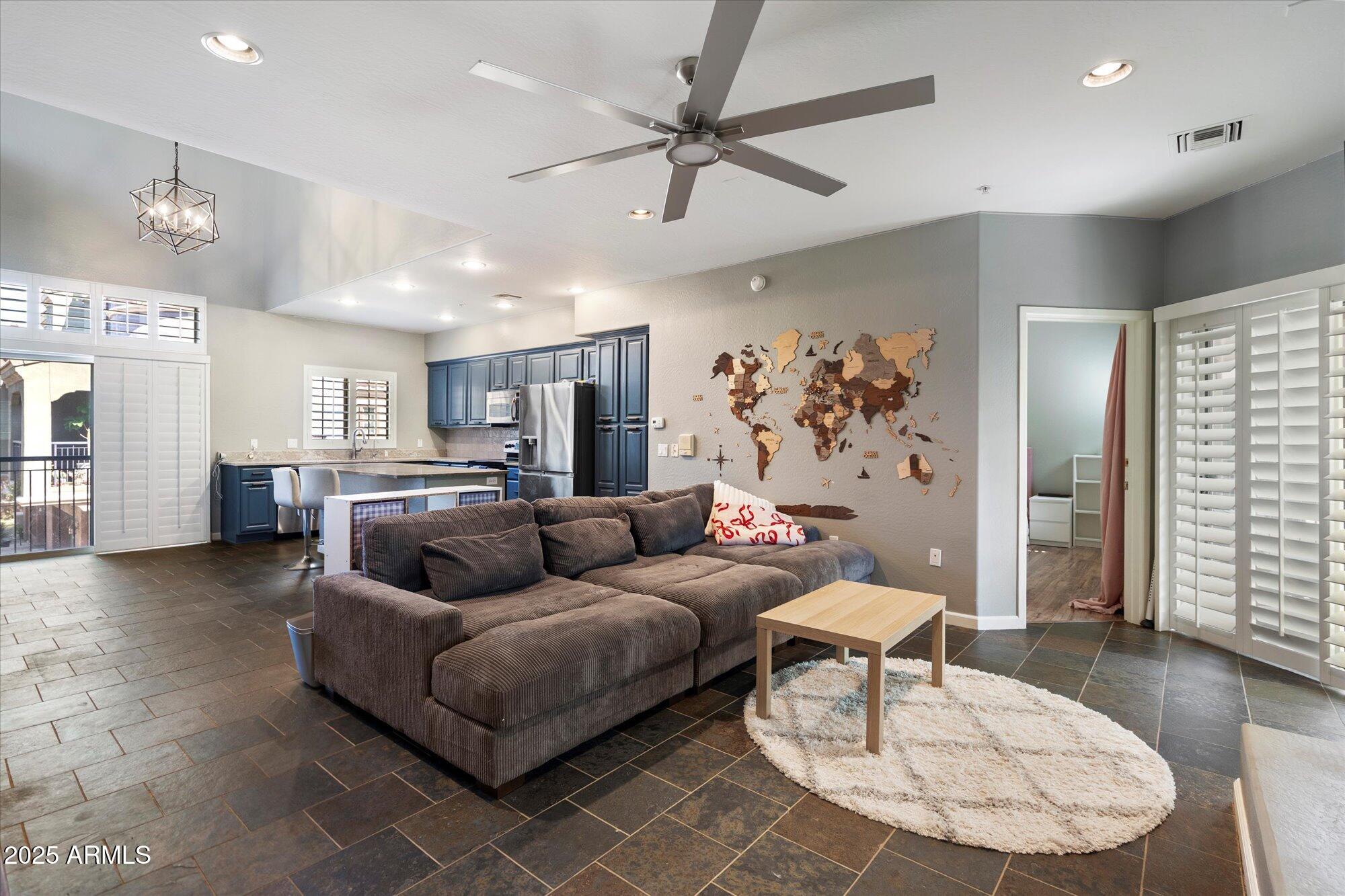 3935 E ROUGH RIDER Road, 1164