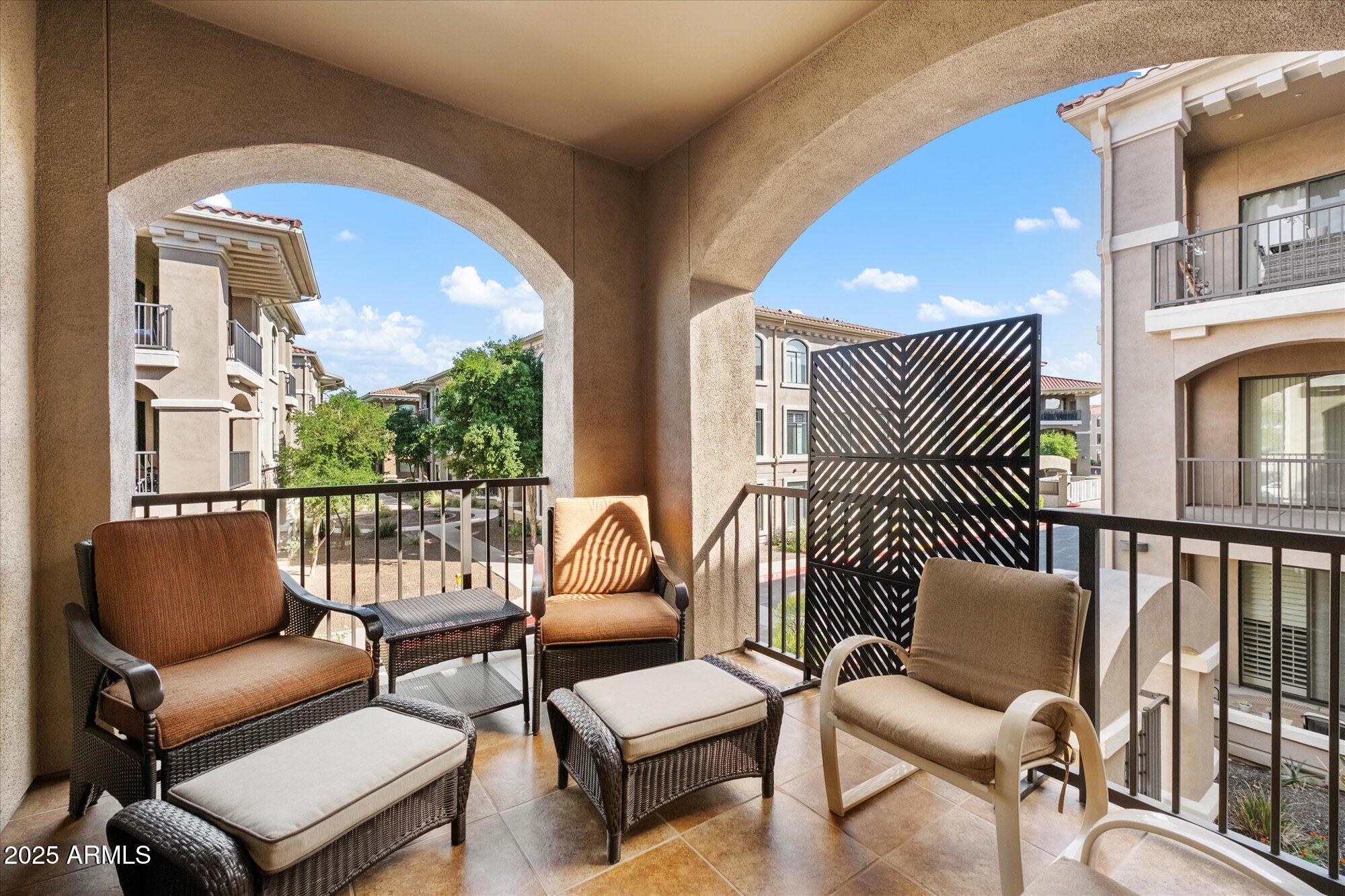 11640 N TATUM Boulevard 2081