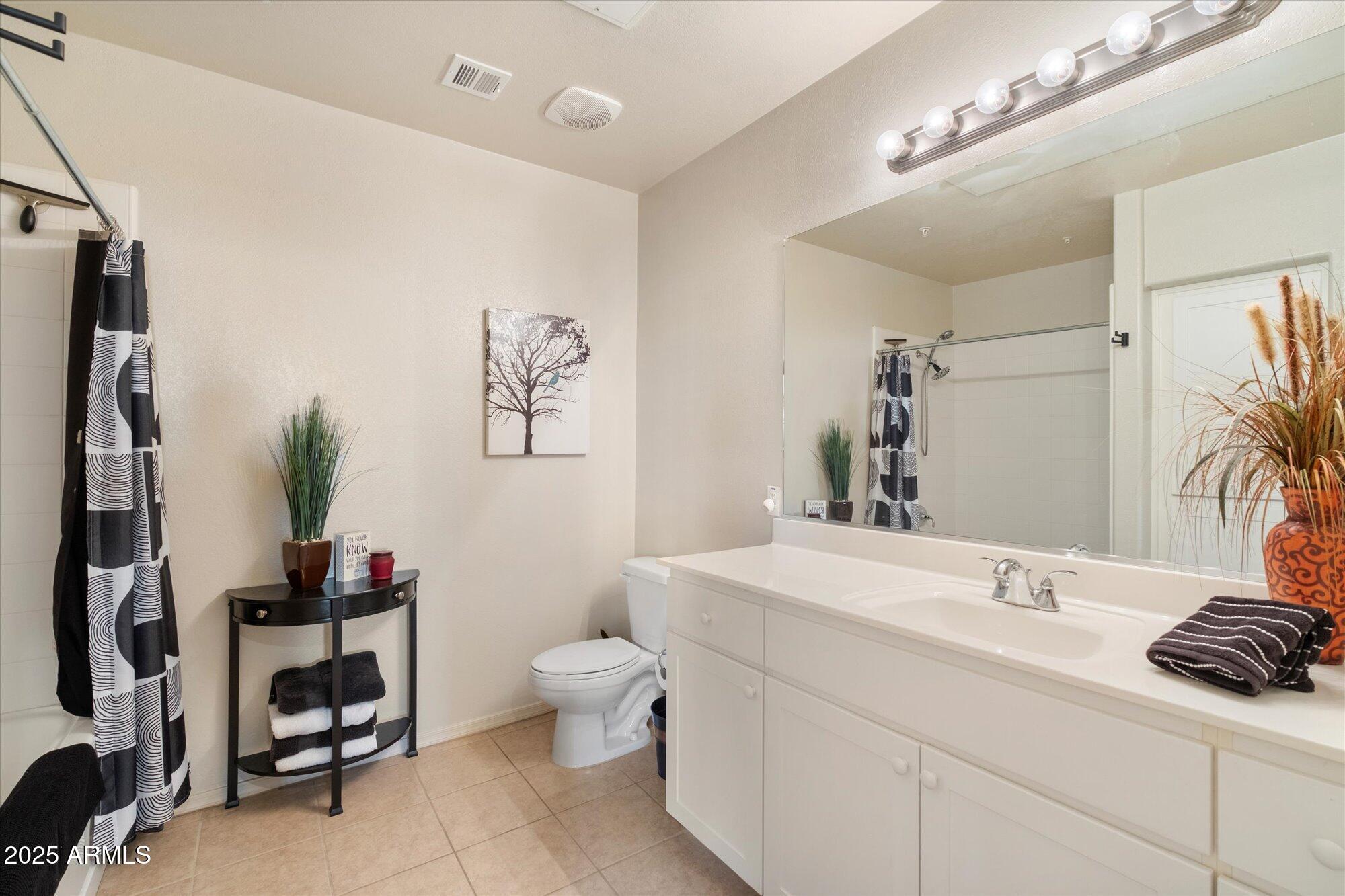 11640 N TATUM Boulevard 2081