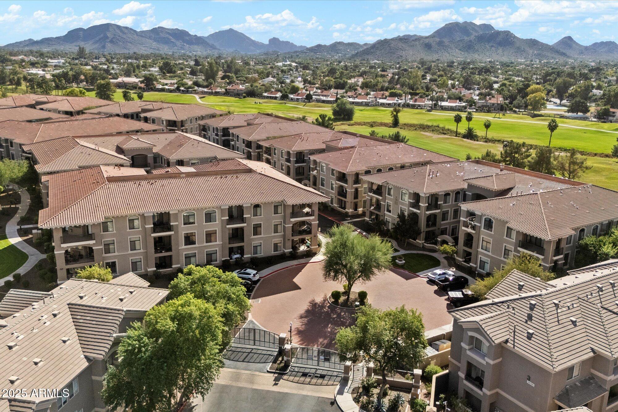 11640 N TATUM Boulevard 2081