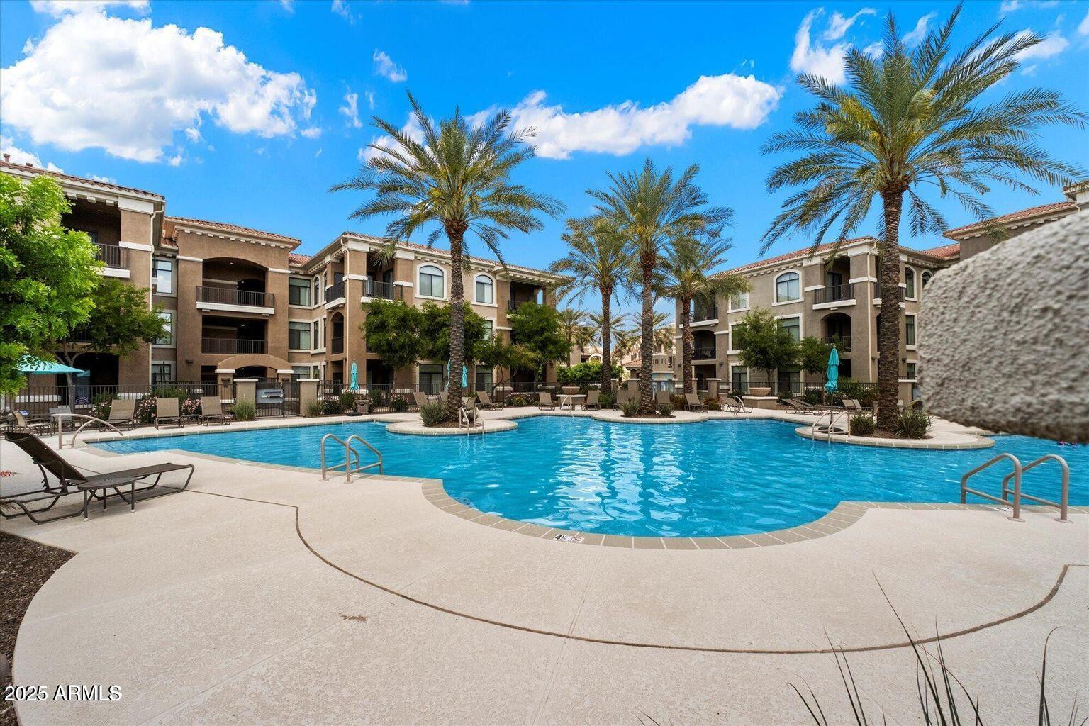 11640 N TATUM Boulevard 2081