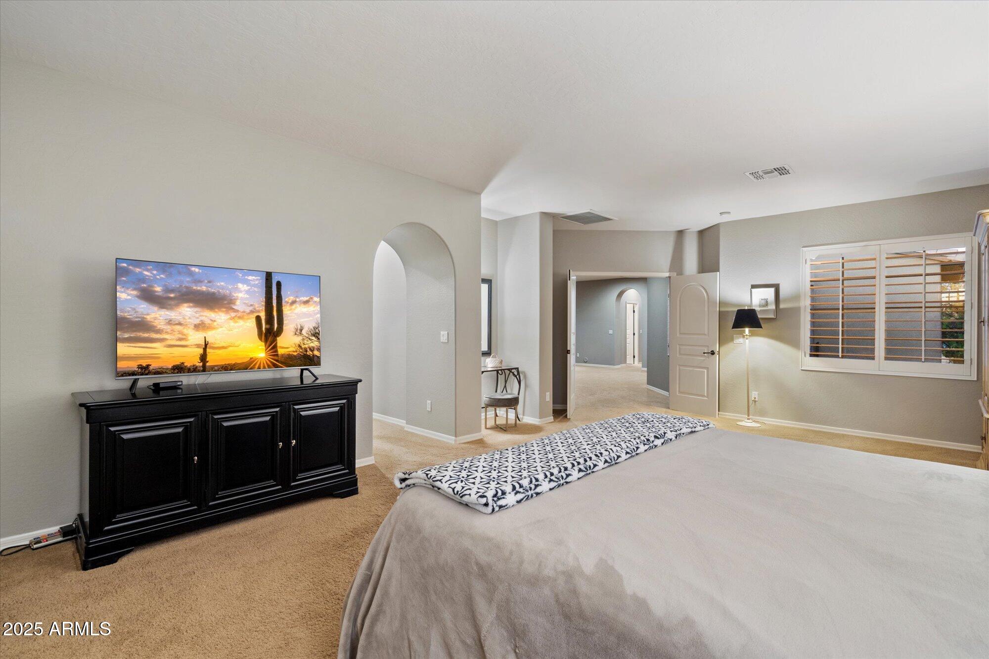 3973 E Hummingbird Lane