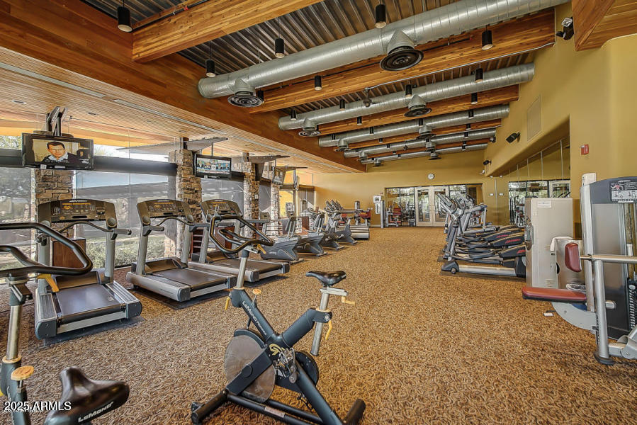 3973 E Hummingbird Lane