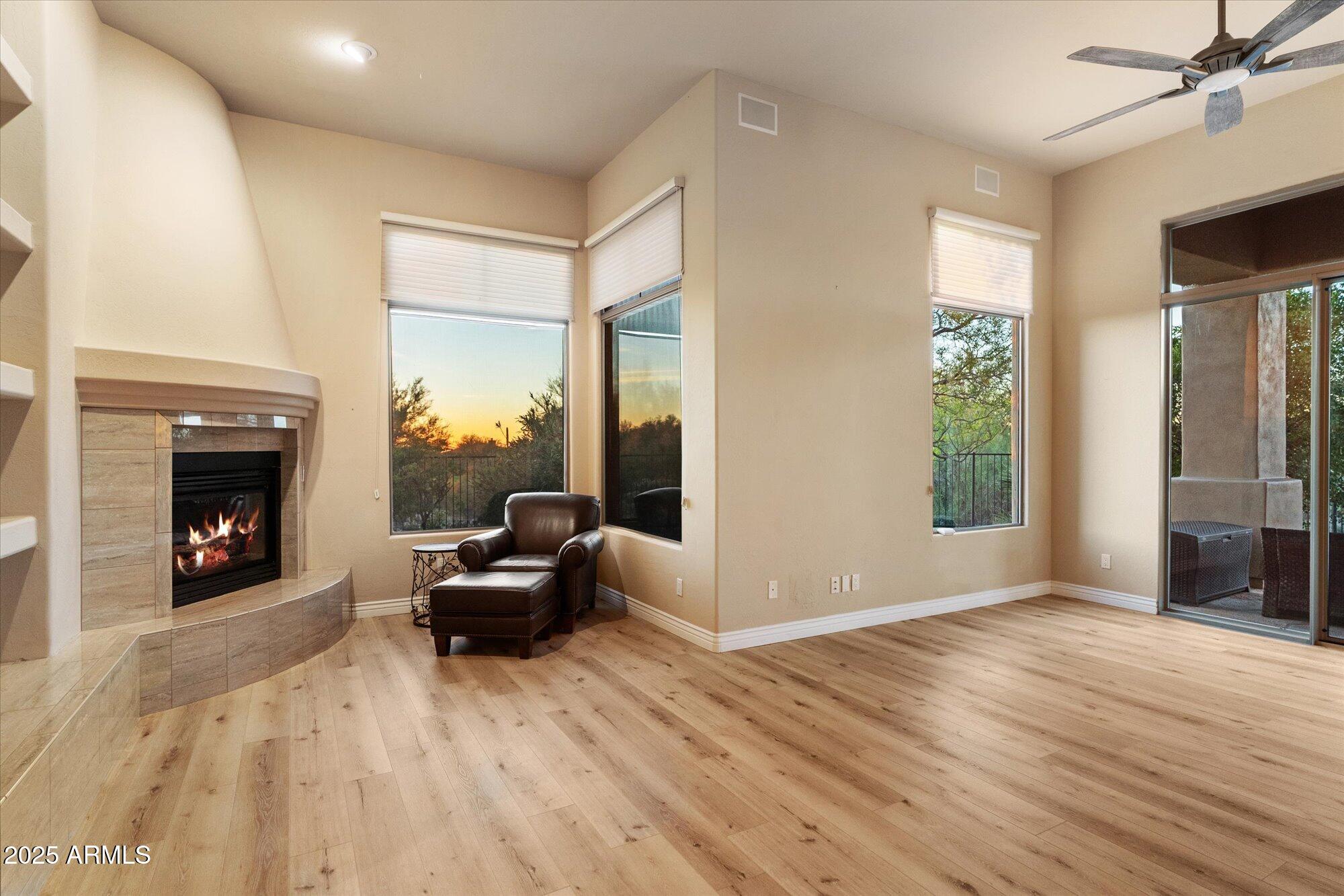 9516 E MONUMENT Drive