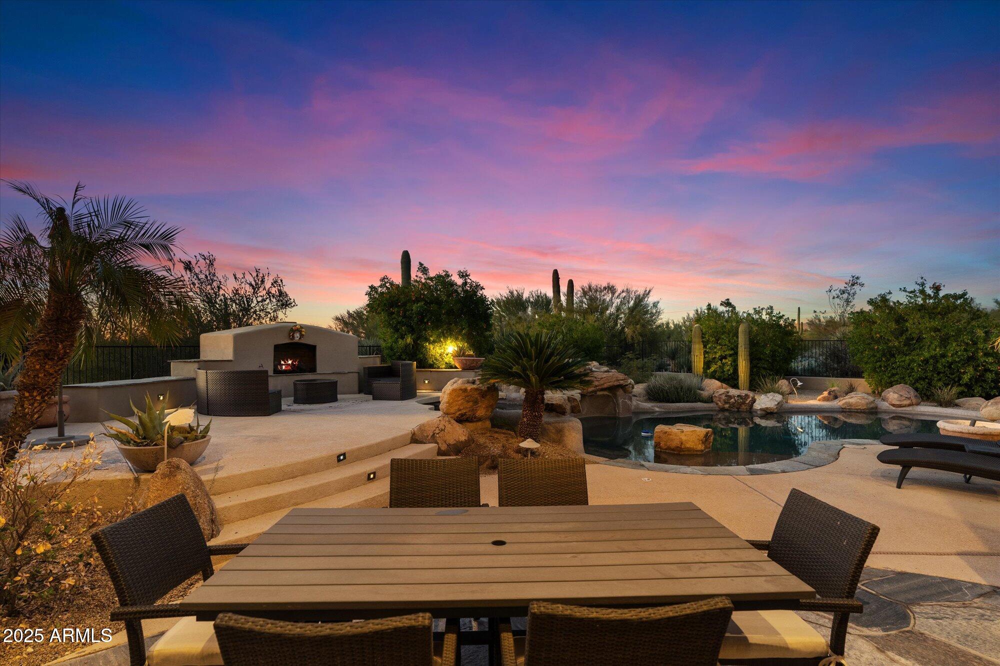 9516 E MONUMENT Drive