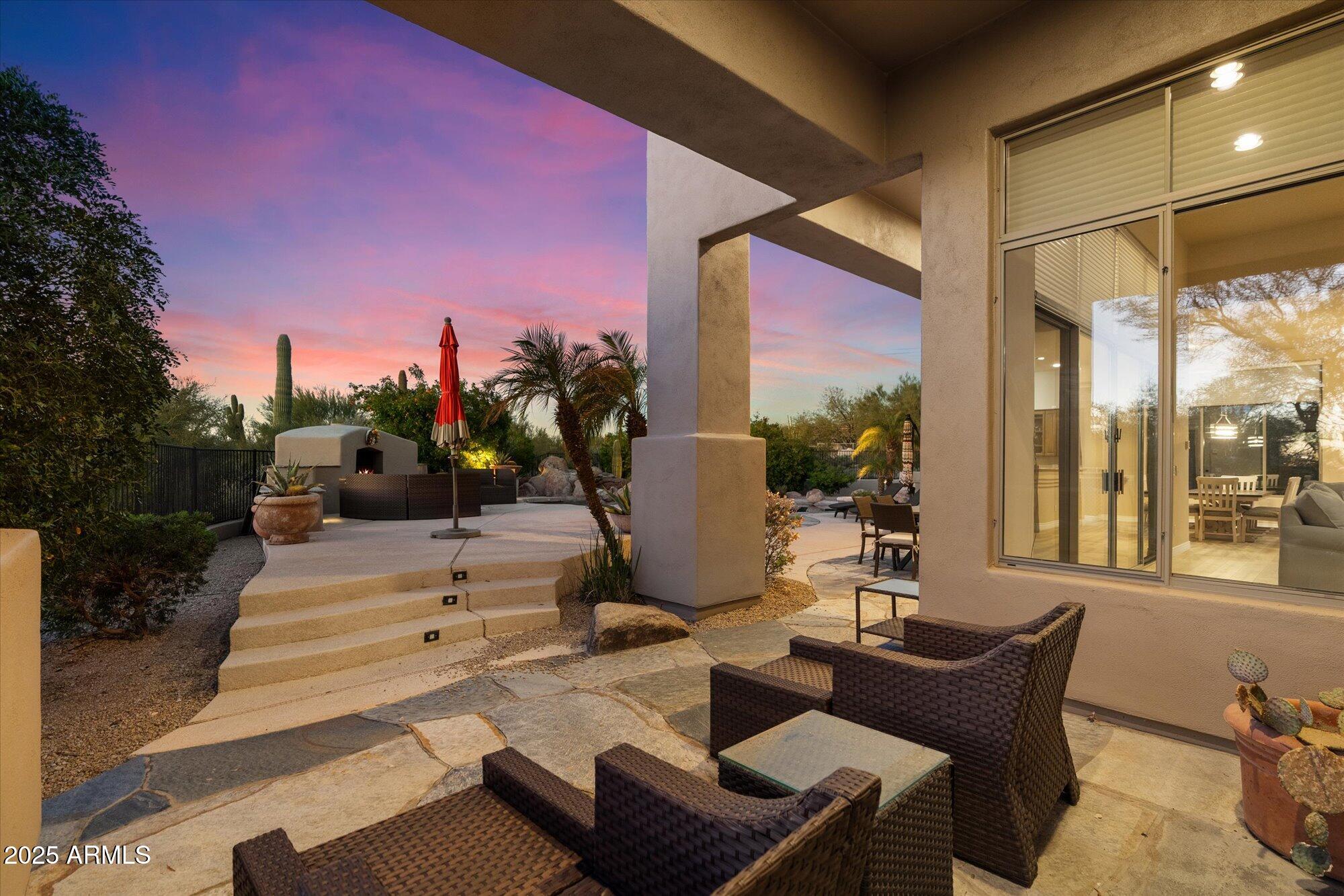 9516 E MONUMENT Drive