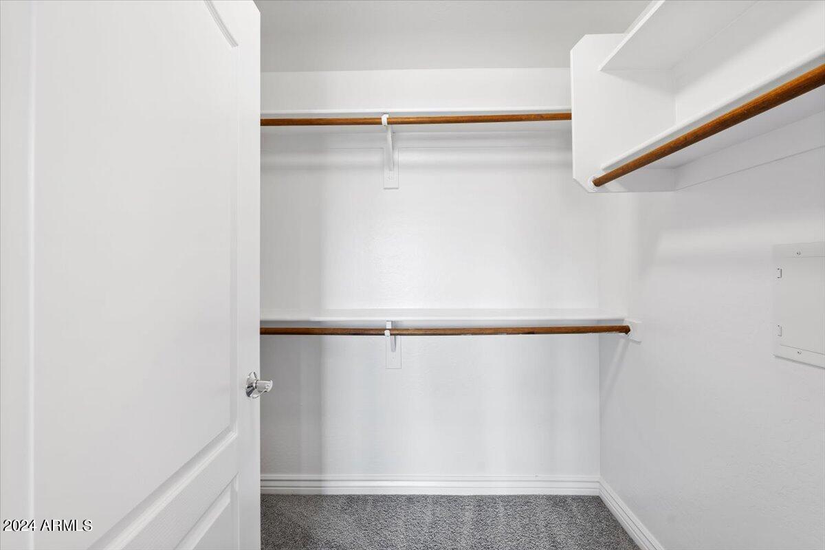 21320 N 56TH Street 2114