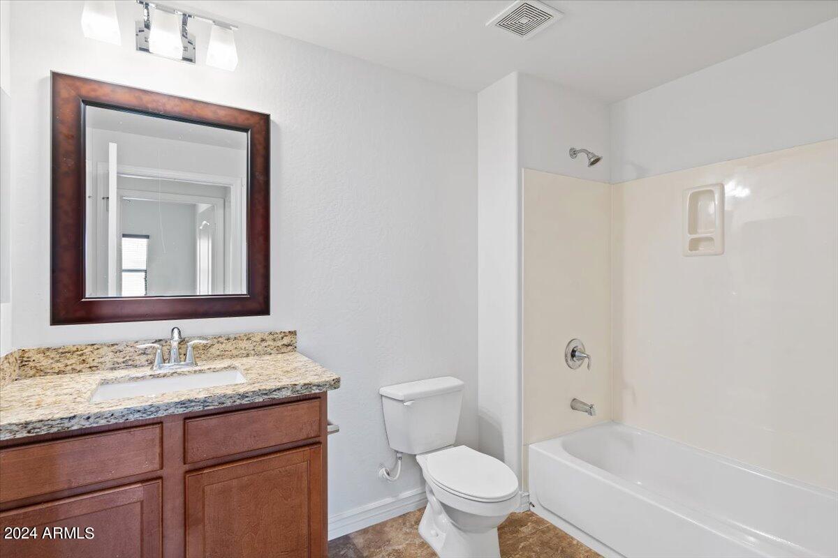 21320 N 56TH Street 2114