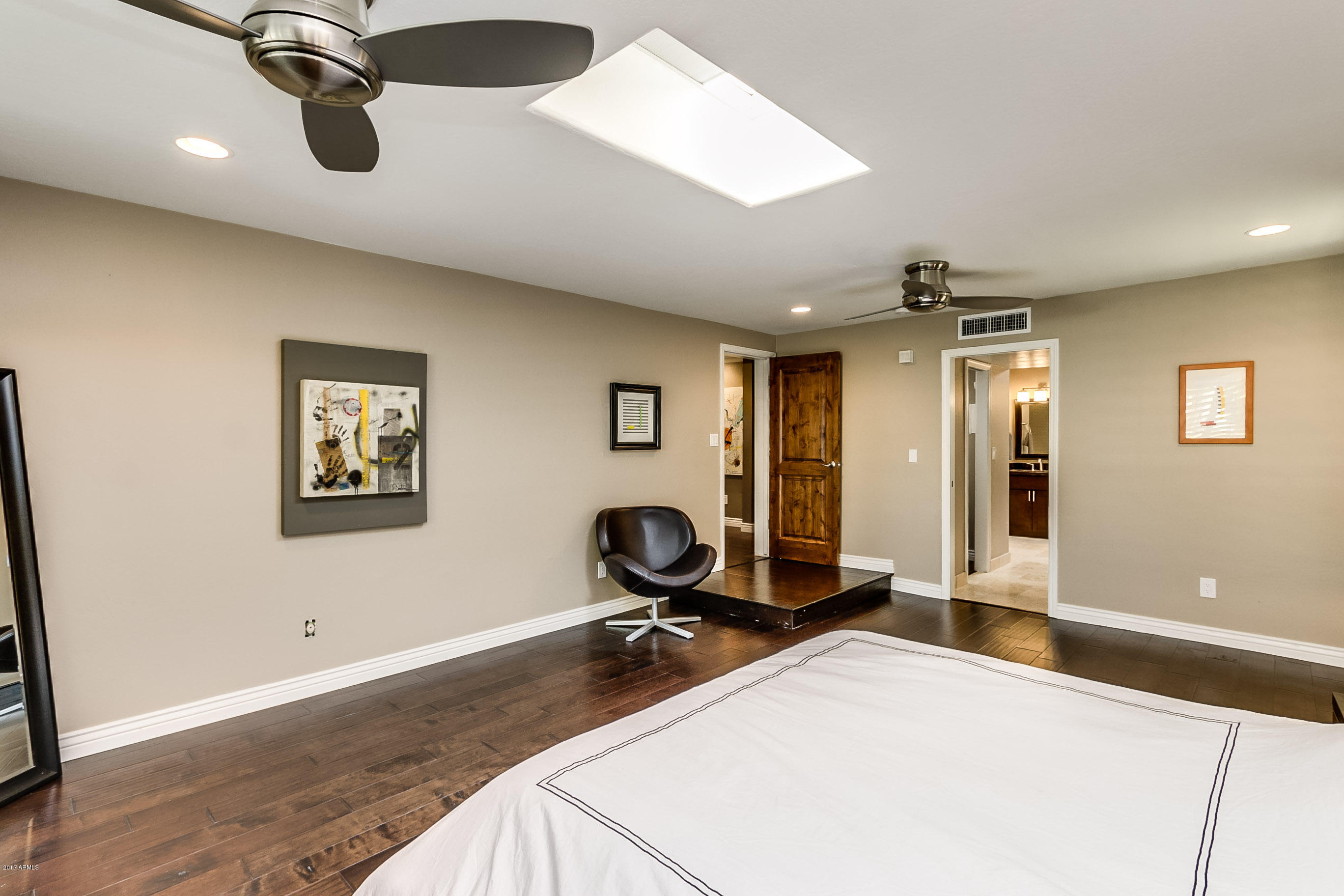 8711 E PARAISO Drive