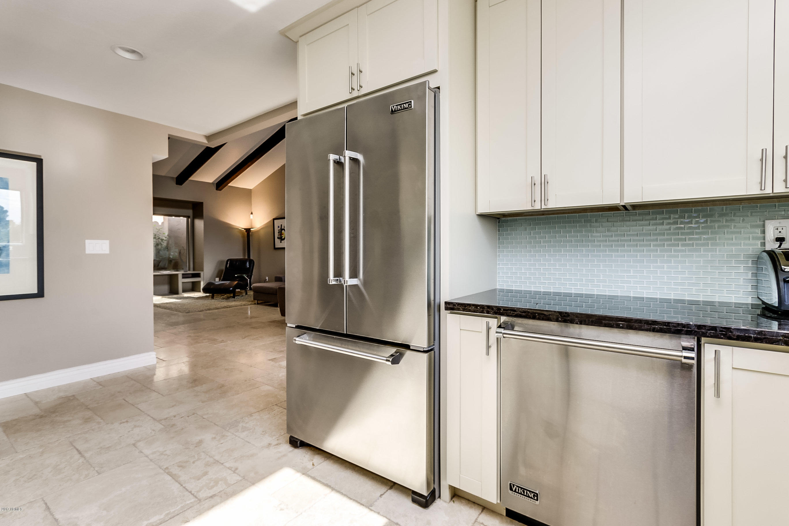 8711 E PARAISO Drive