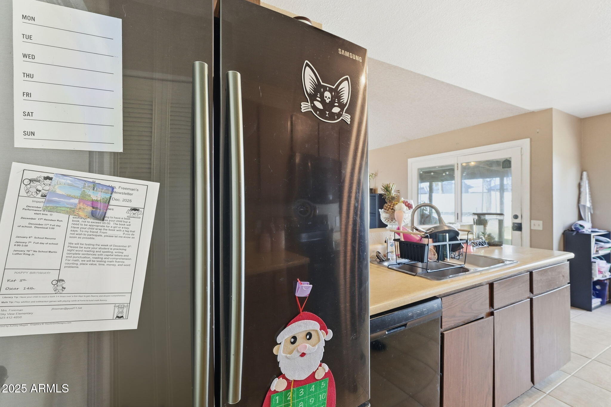 7052 W TURQUOISE Avenue