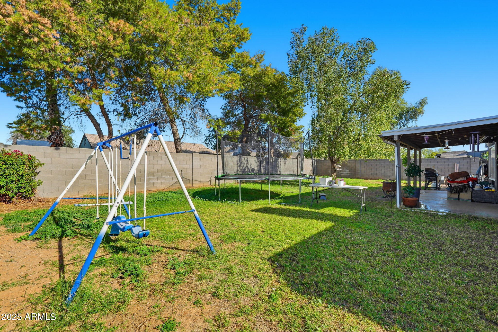 7052 W TURQUOISE Avenue