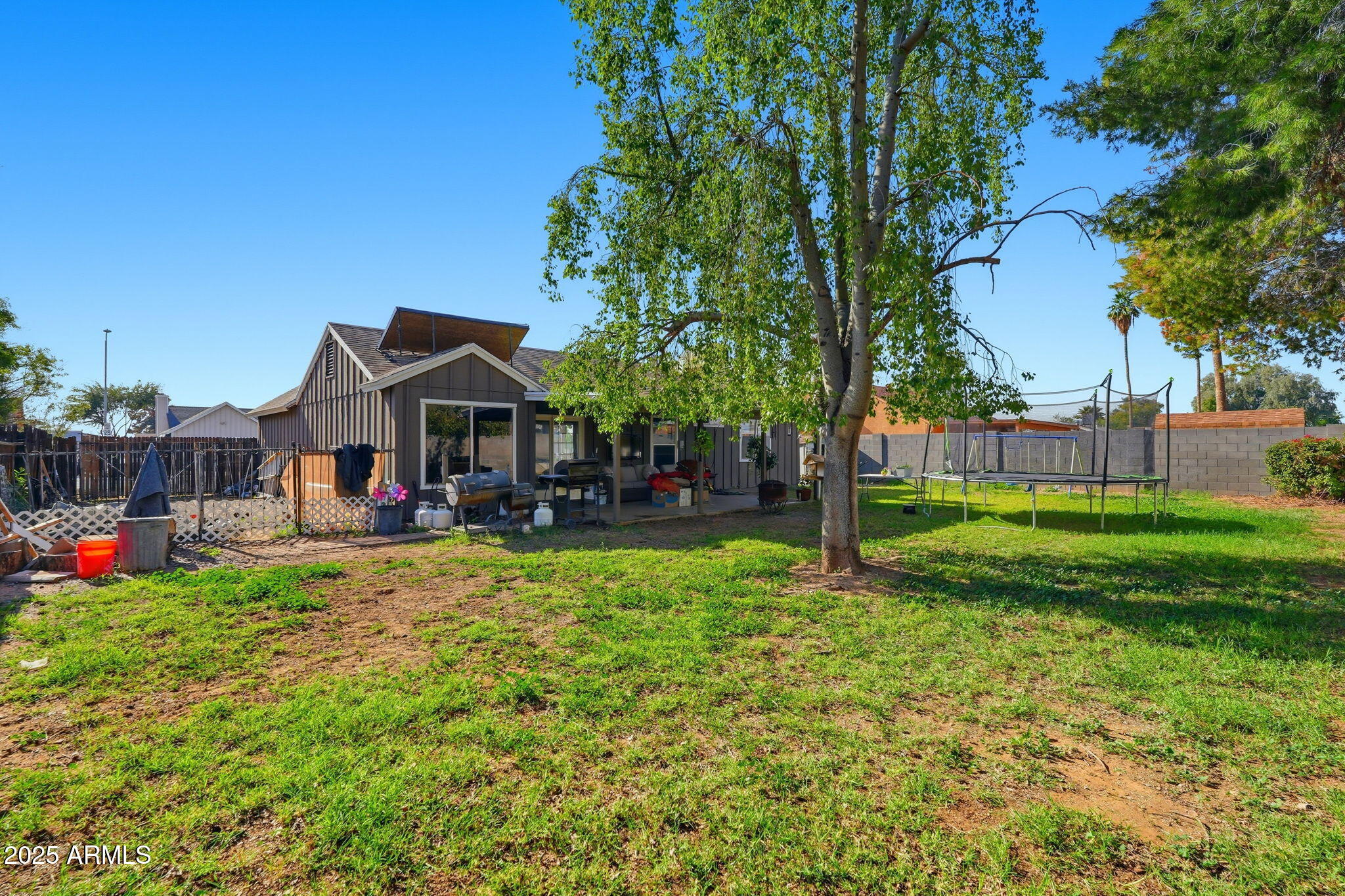 7052 W TURQUOISE Avenue