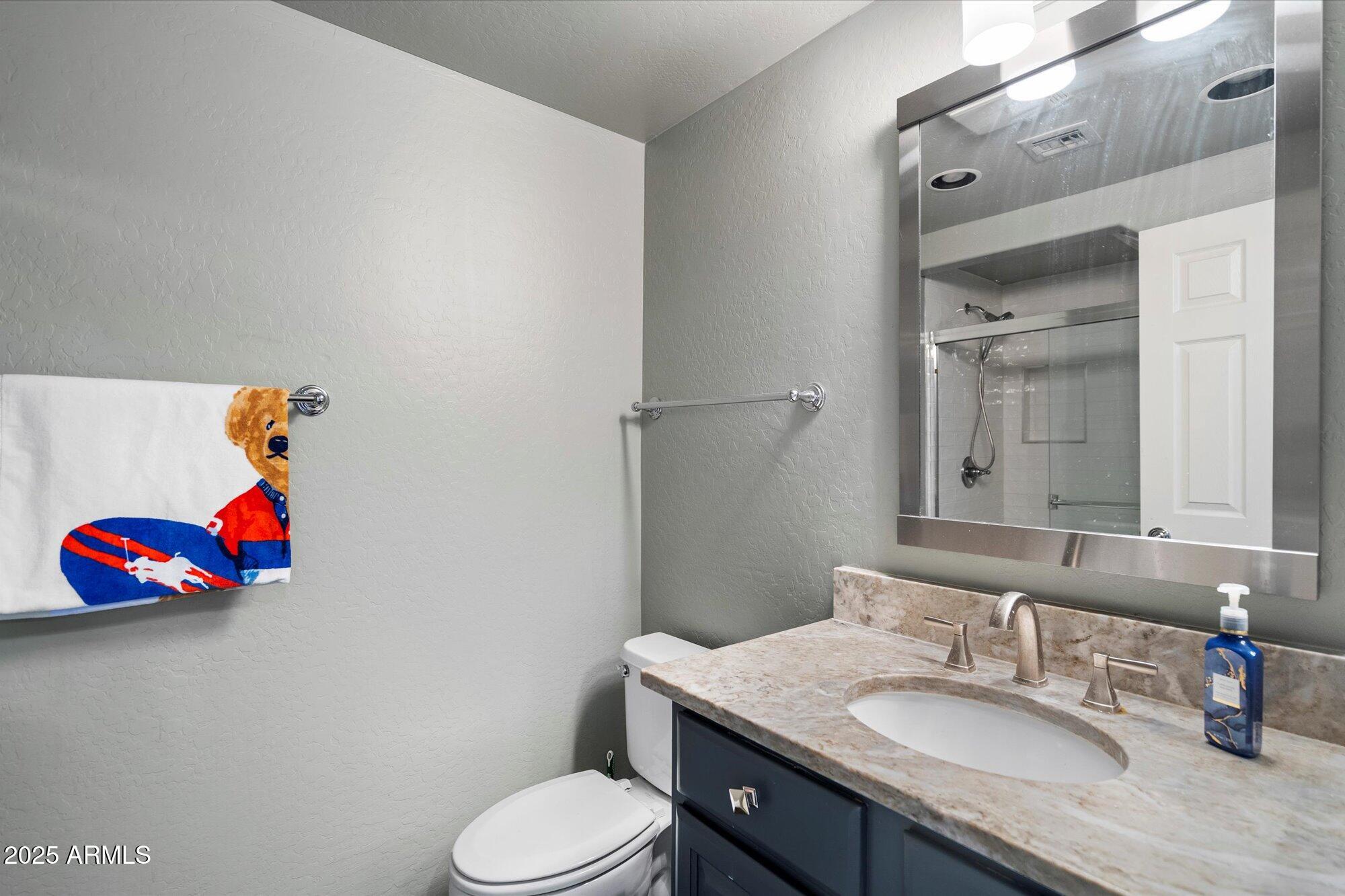 3935 E ROUGH RIDER Road 1164