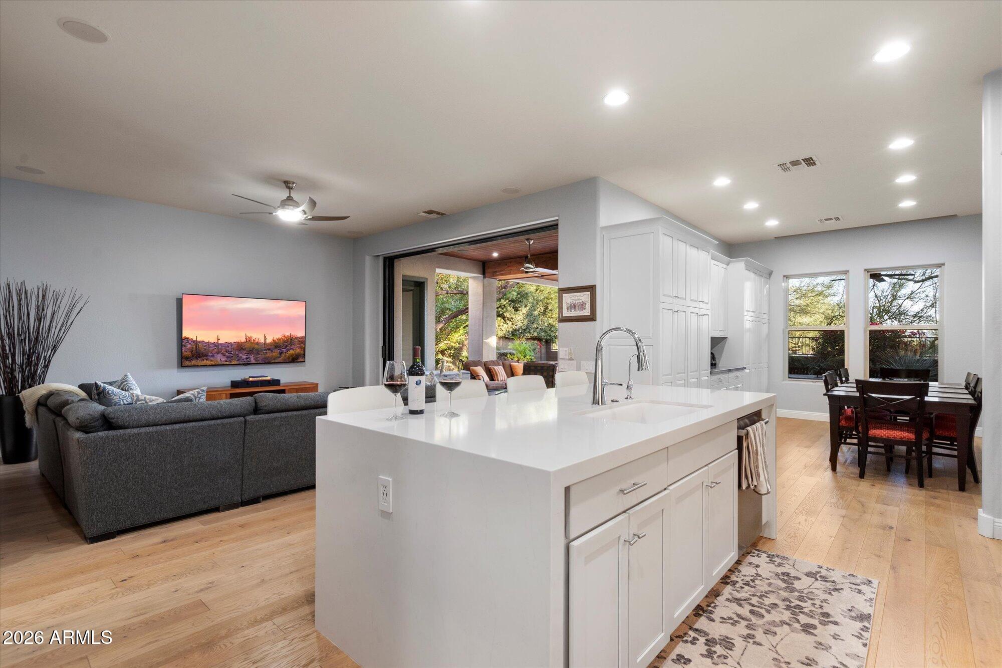 3805 E Zachary Drive