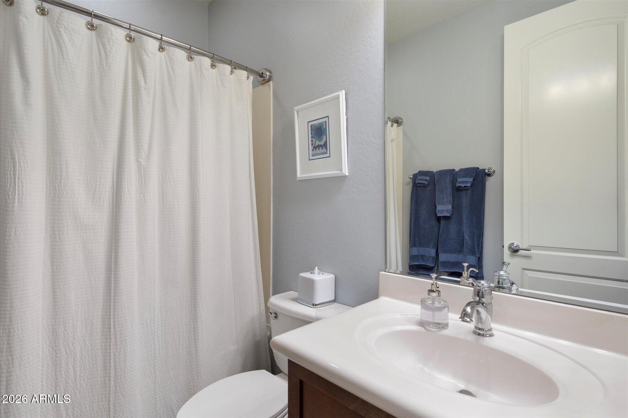 3805 E Zachary Drive