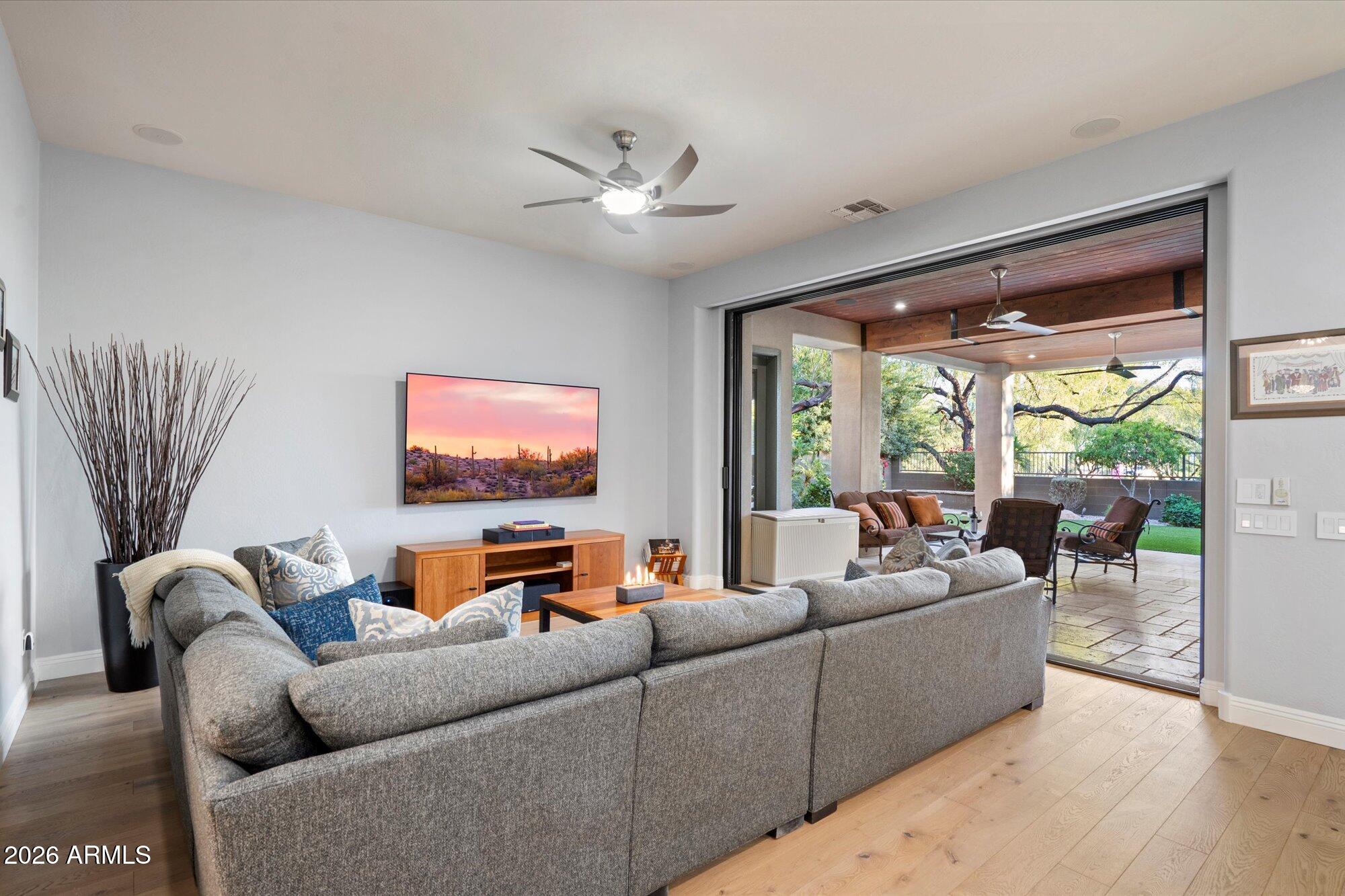 3805 E Zachary Drive