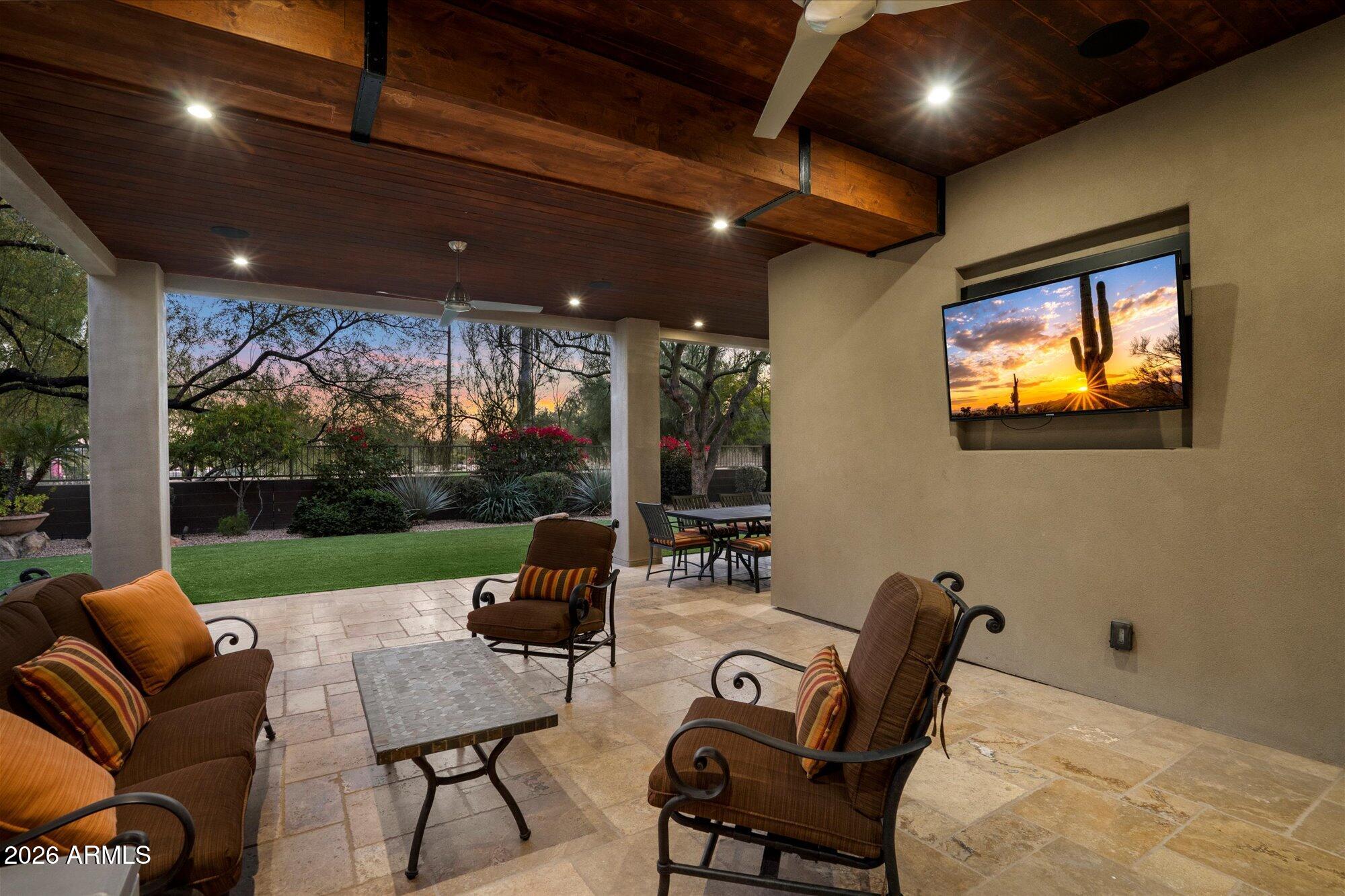 3805 E Zachary Drive