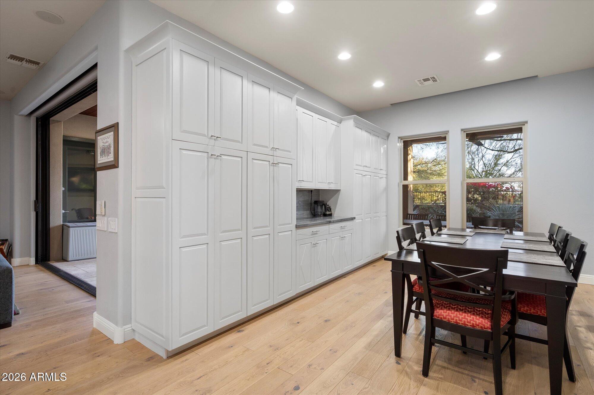 3805 E Zachary Drive