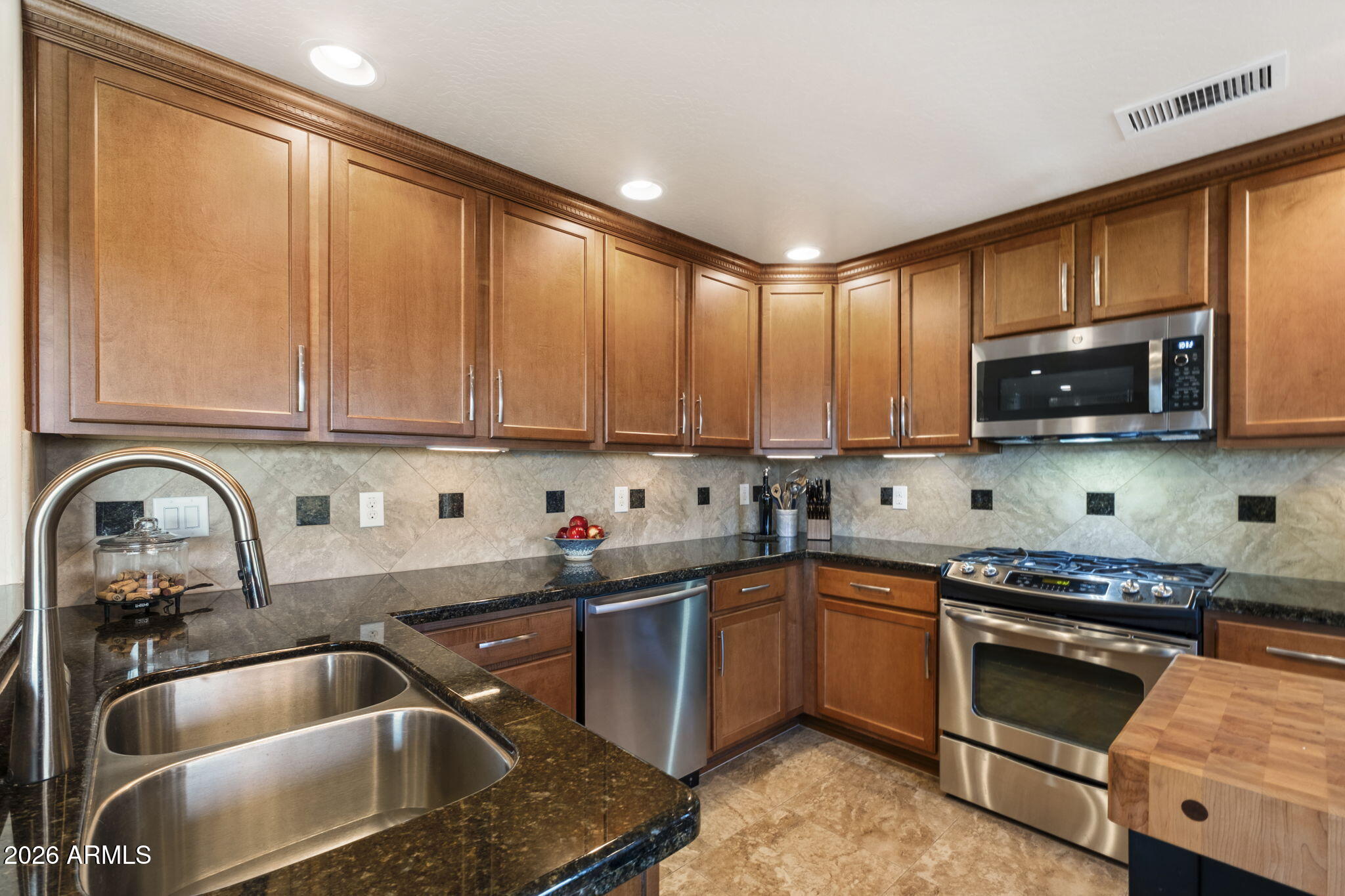 21320 N 56TH Street 2110