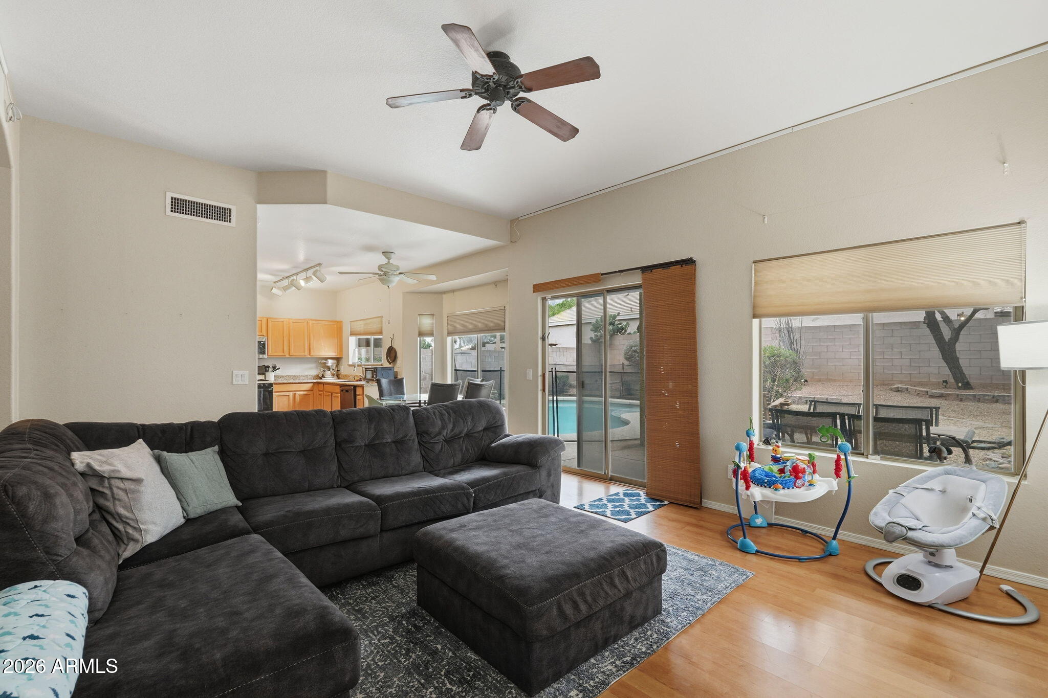 4630 E PRICKLY PEAR Trail