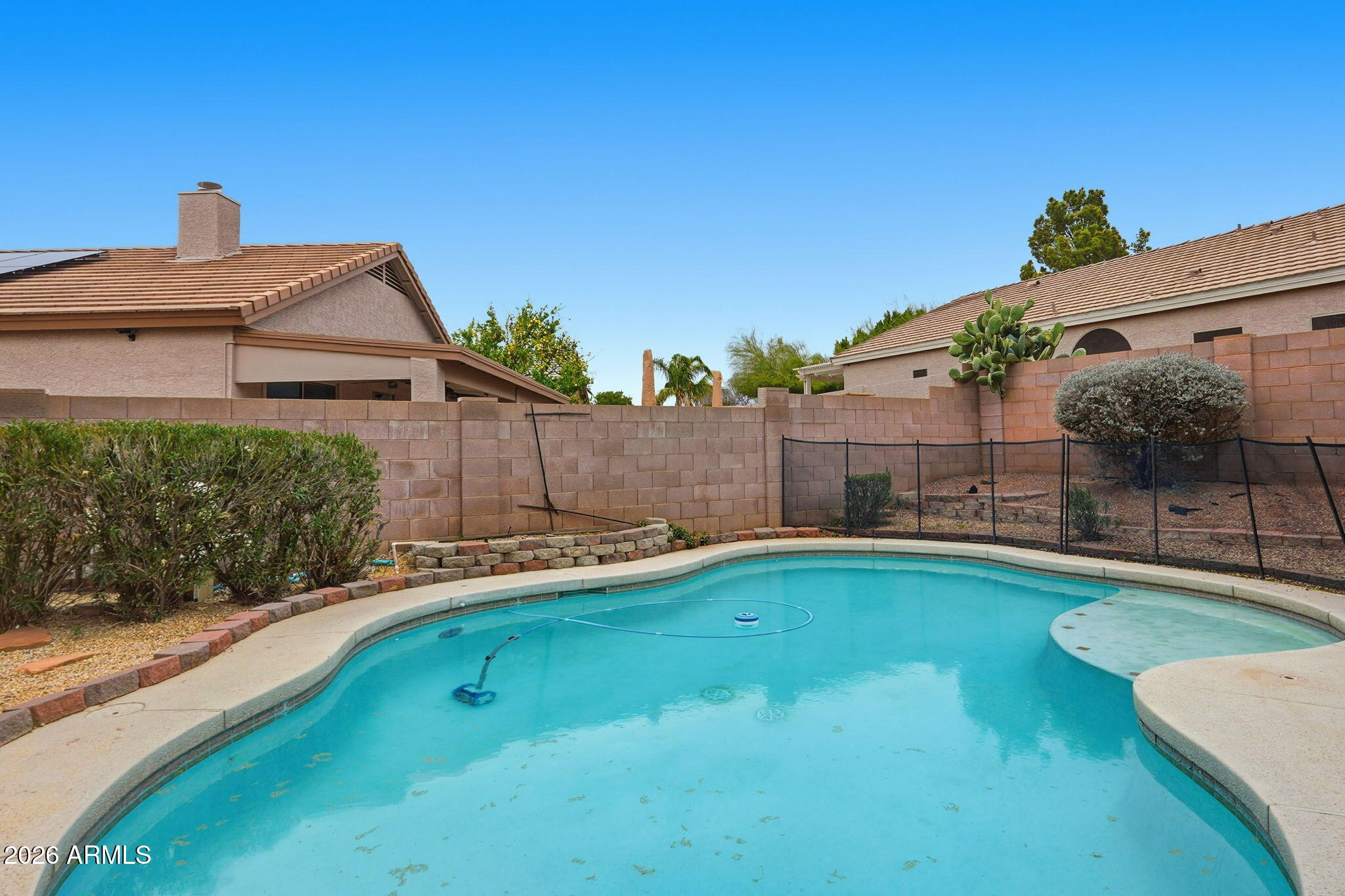 4630 E PRICKLY PEAR Trail