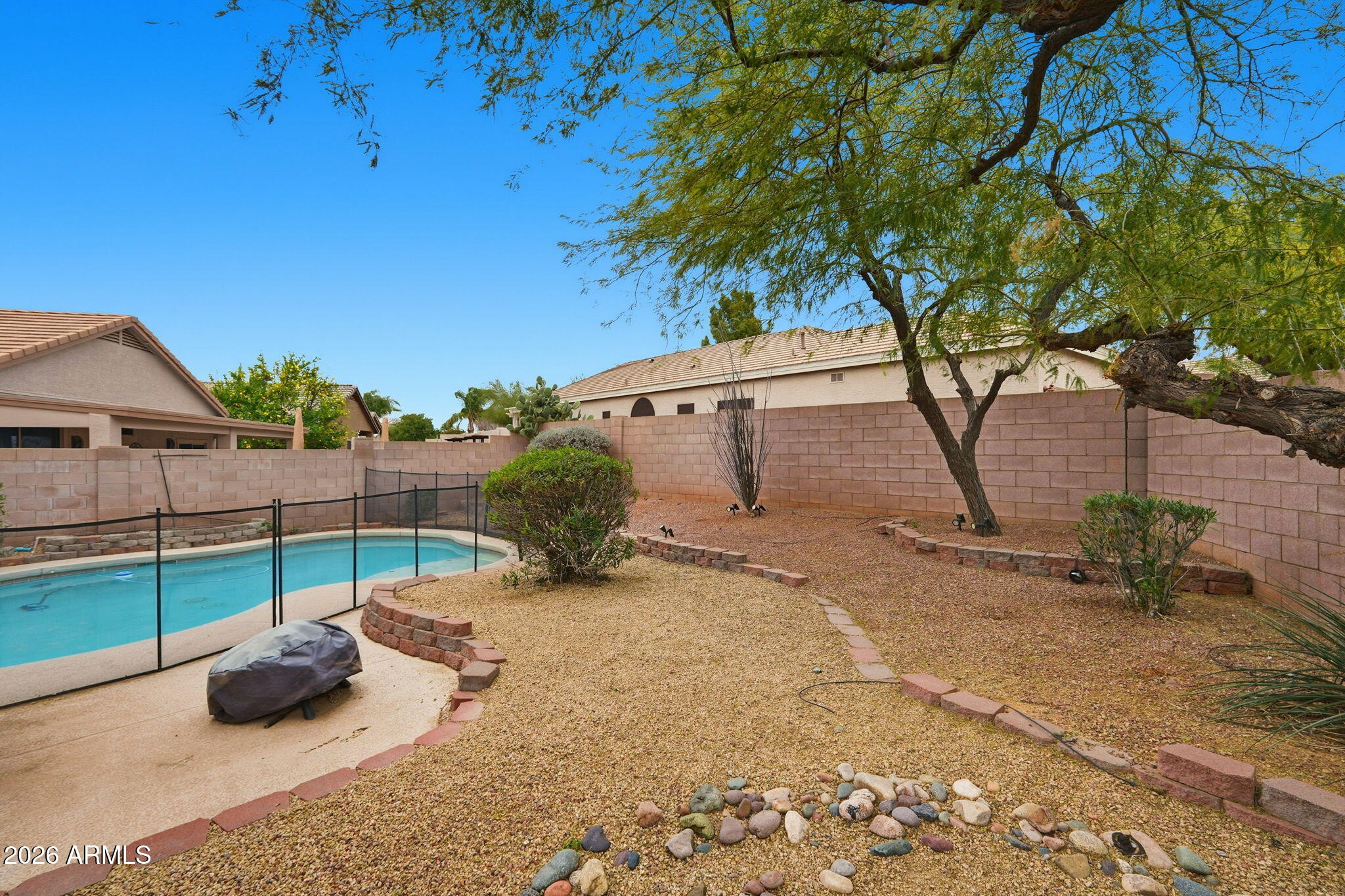 4630 E PRICKLY PEAR Trail