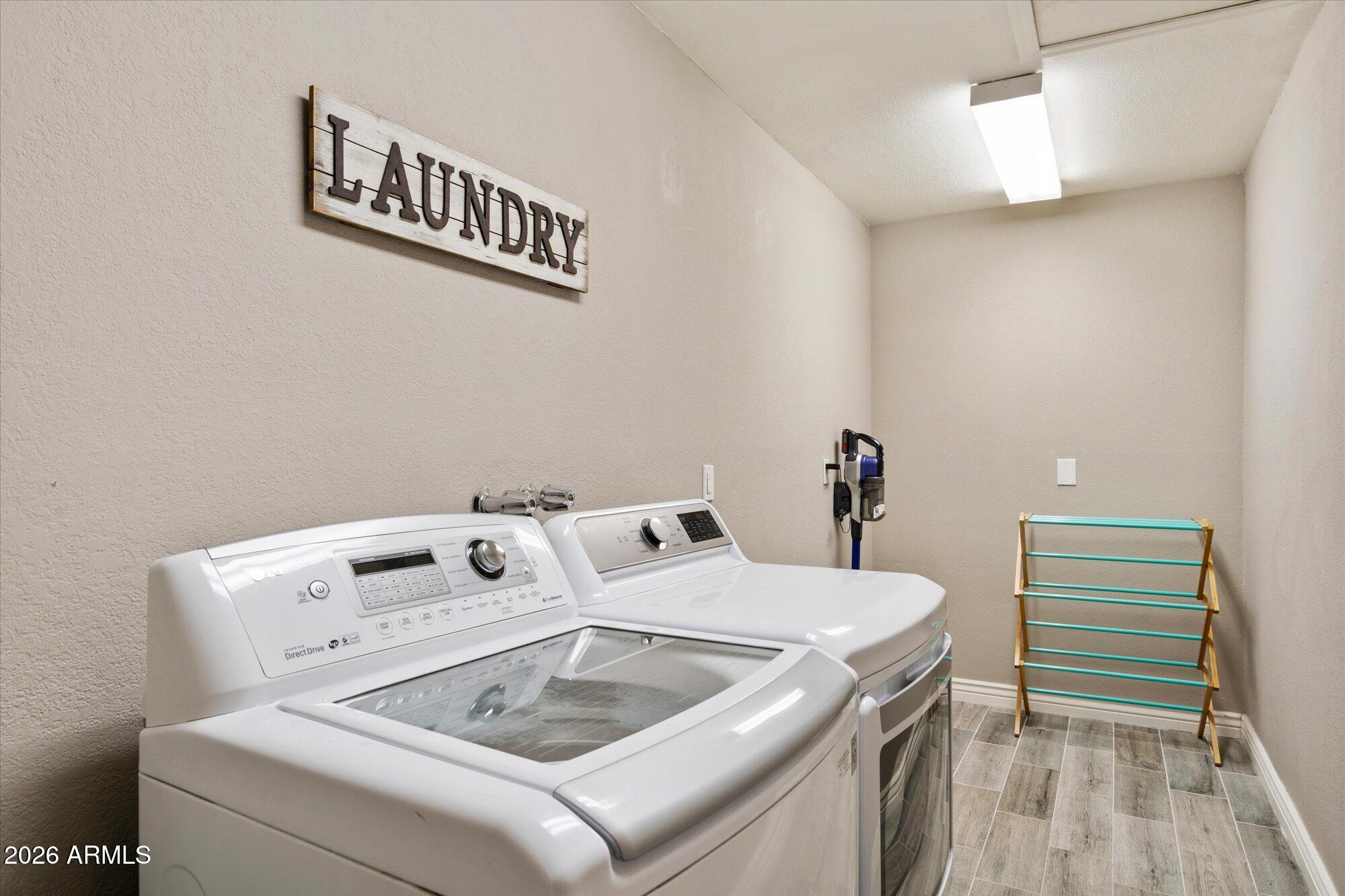 5335 E HILLERY Drive