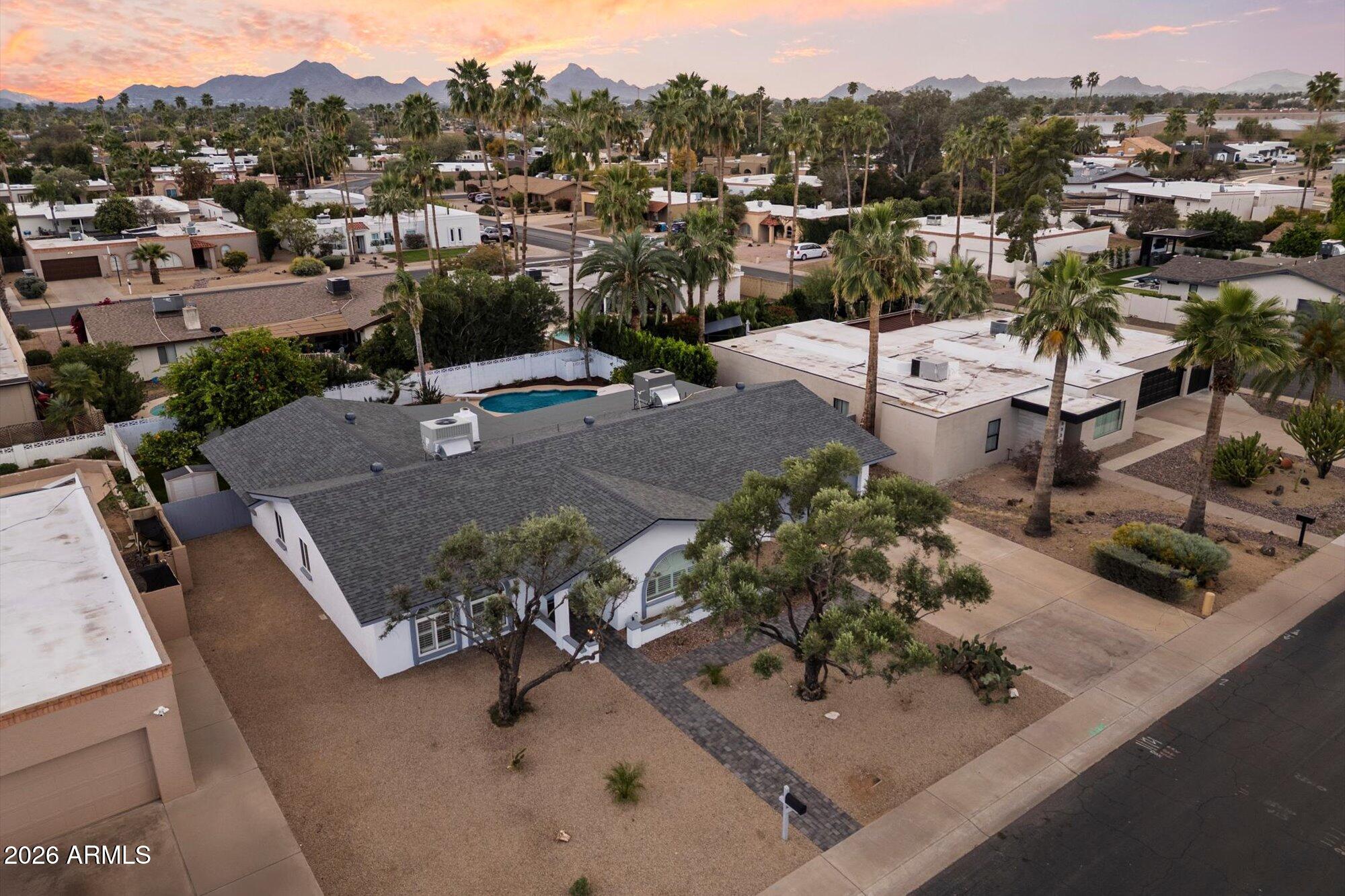 5335 E HILLERY Drive