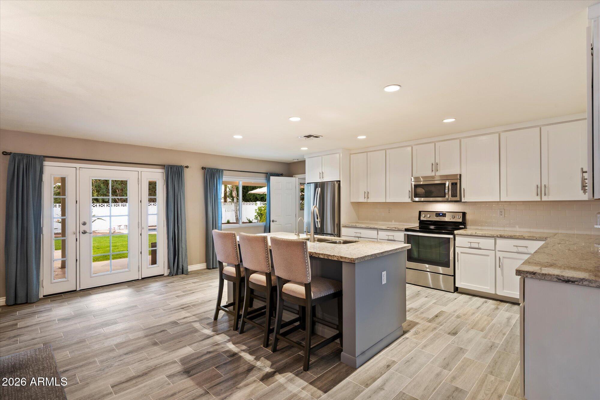 5335 E HILLERY Drive