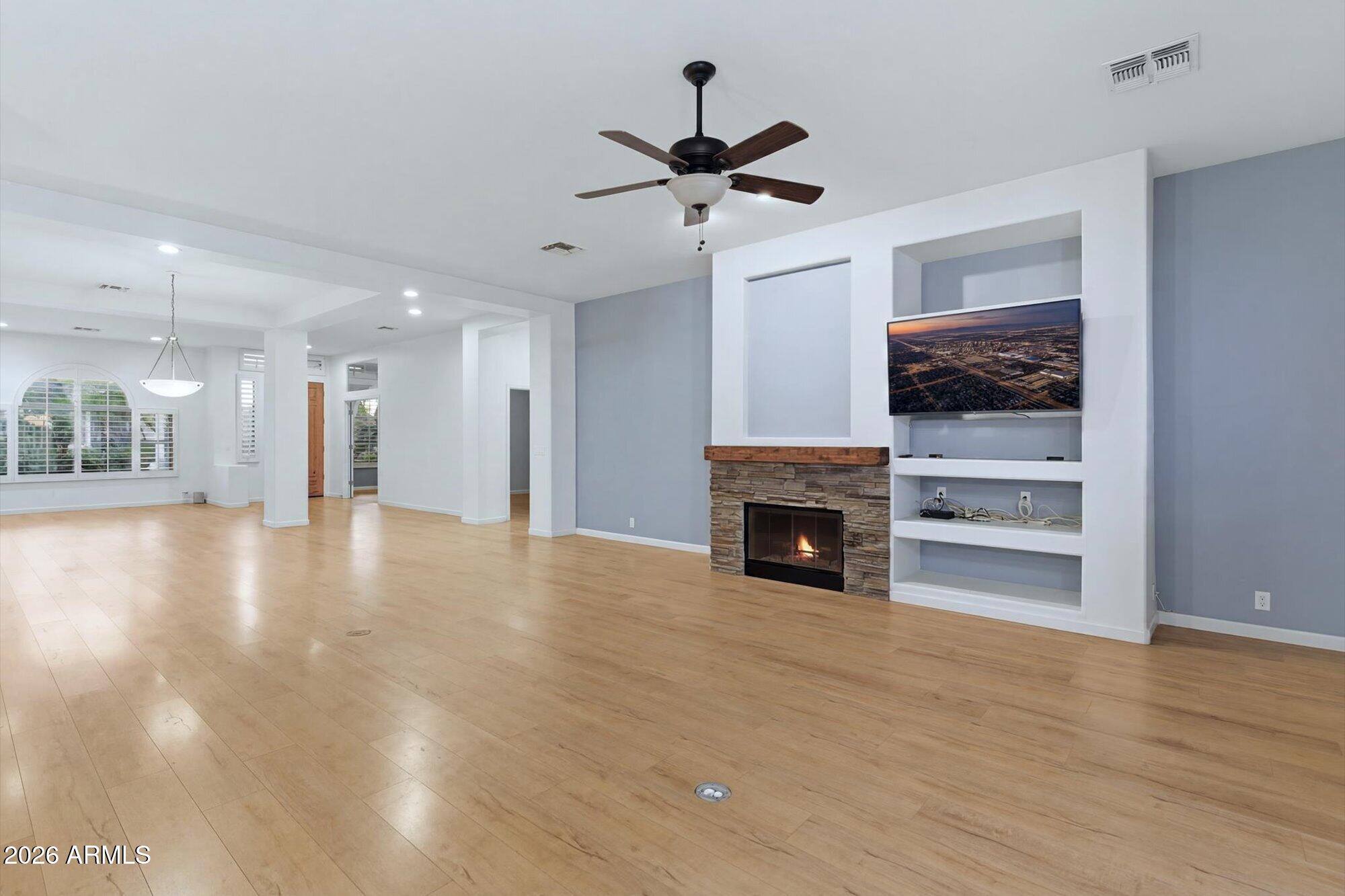 5571 E Via Montoya Drive