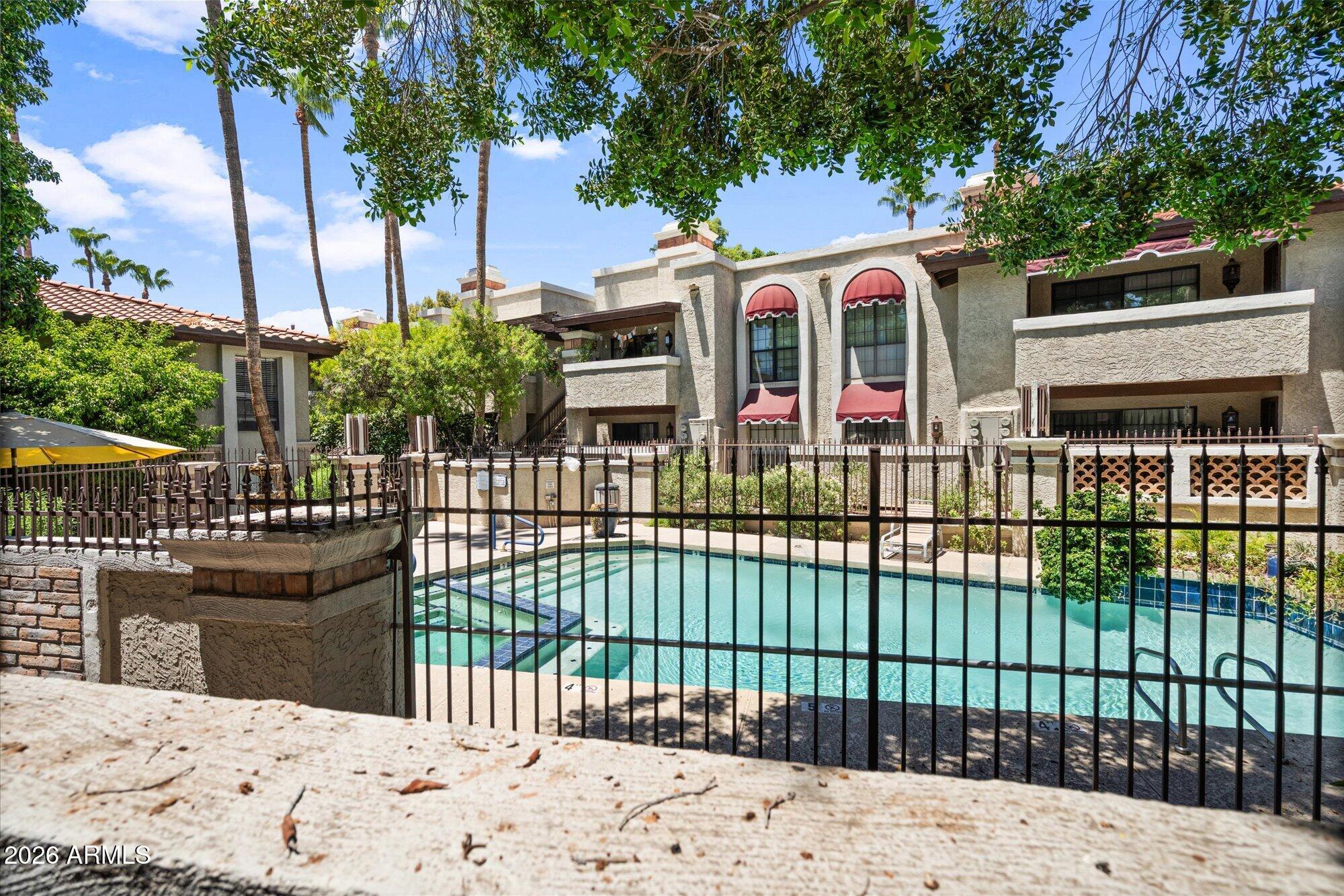7557 N Dreamy Draw Drive 176