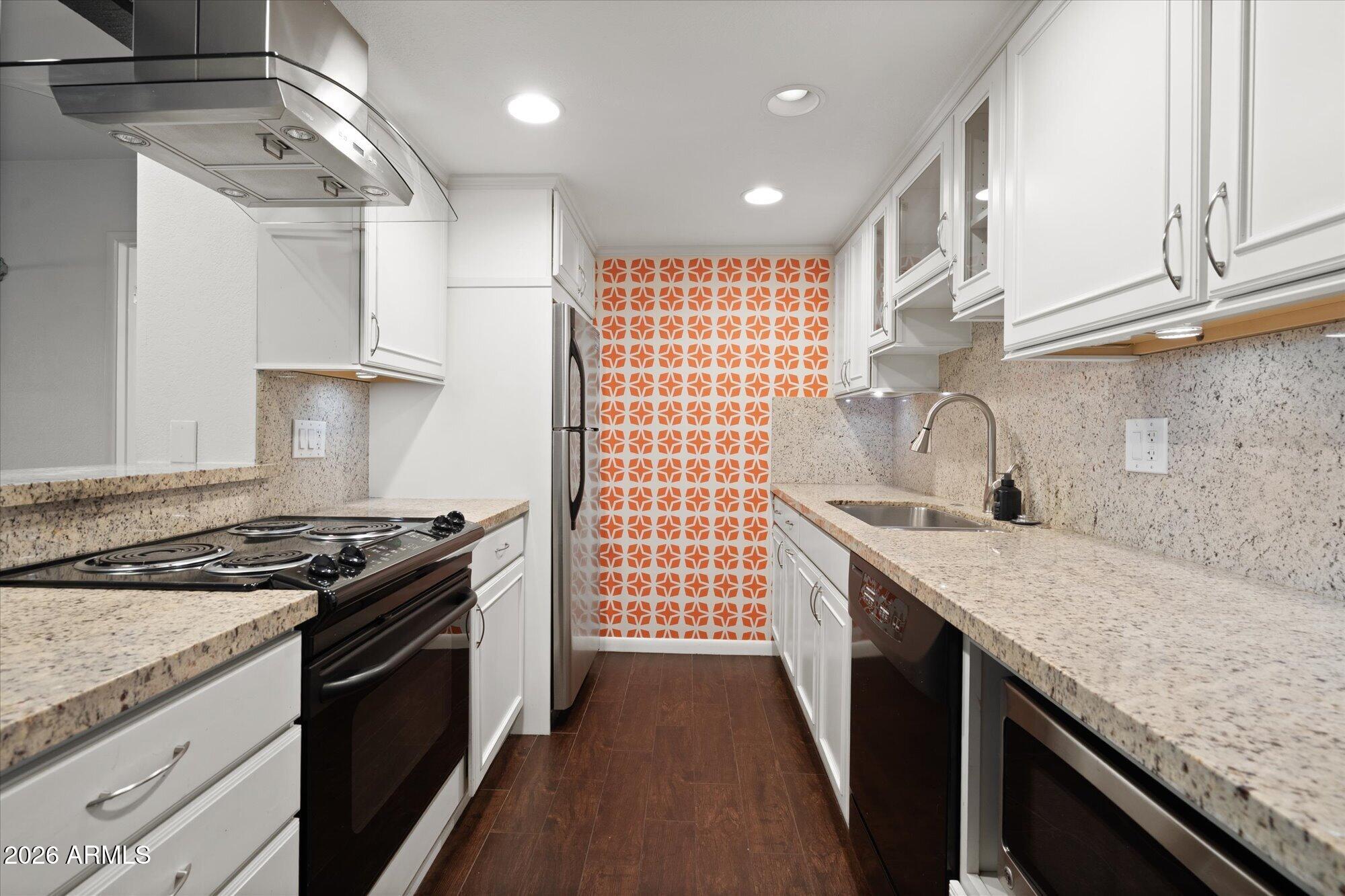 7557 N Dreamy Draw Drive 176