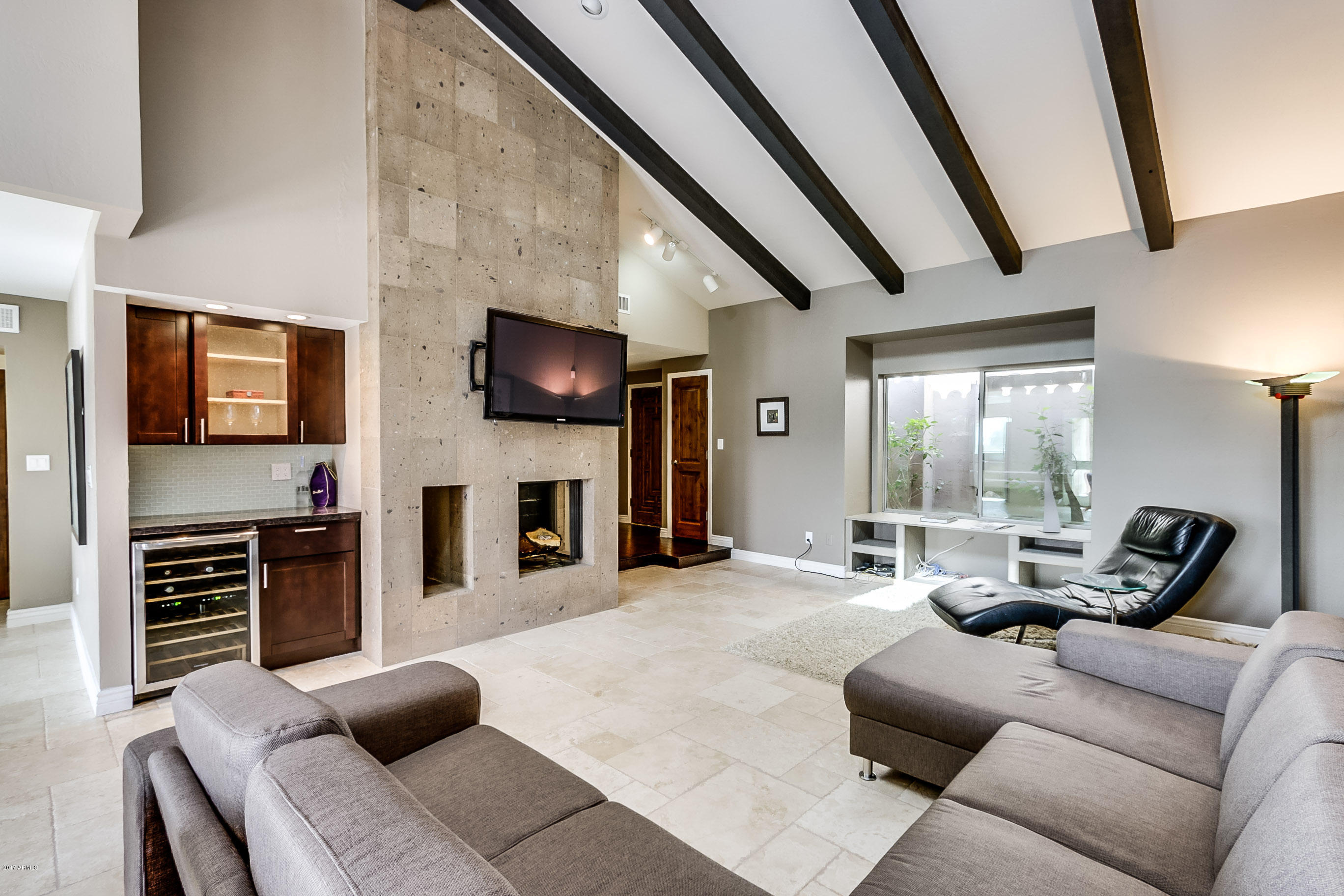 8711 E PARAISO Drive