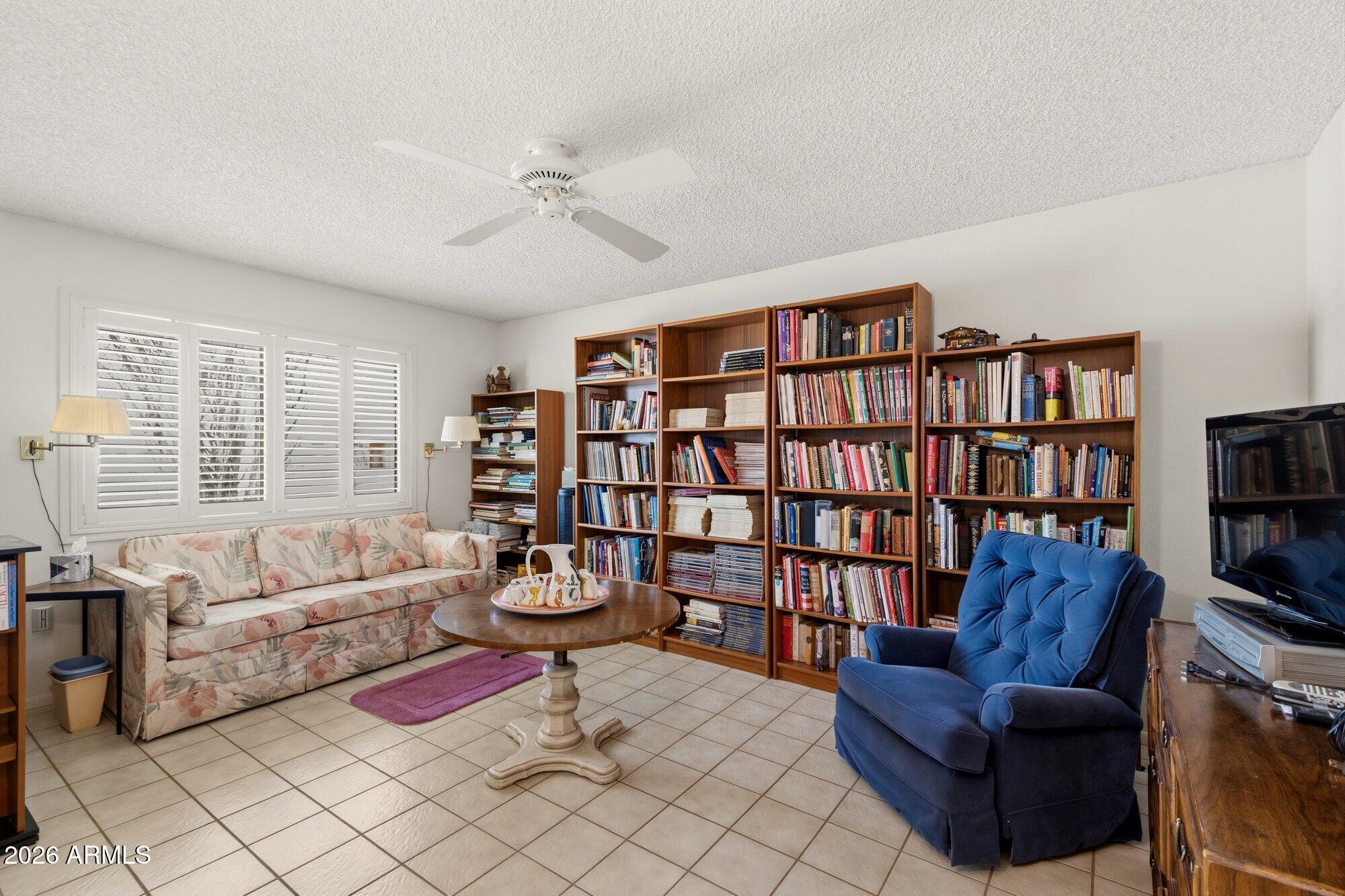 12039 N SUN VALLEY Drive