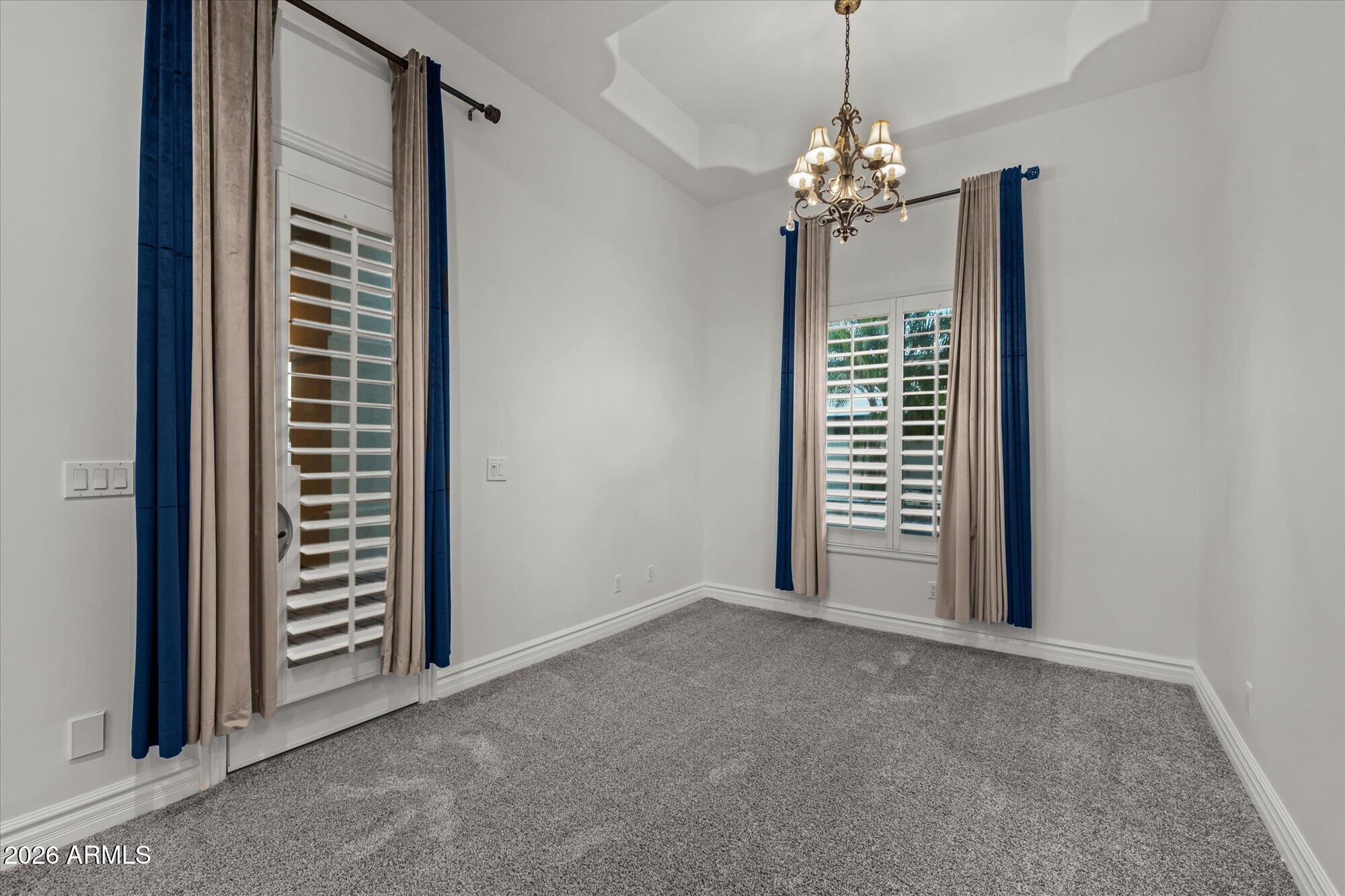 4371 E GEMINI Place
