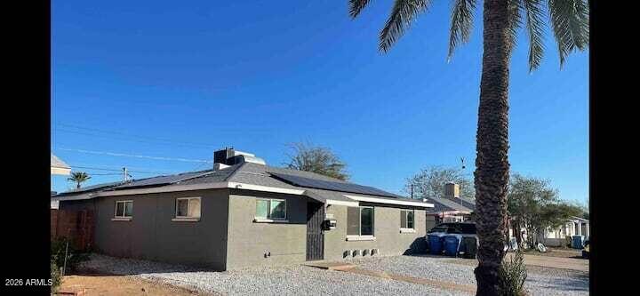 3018 W BUTLER Drive