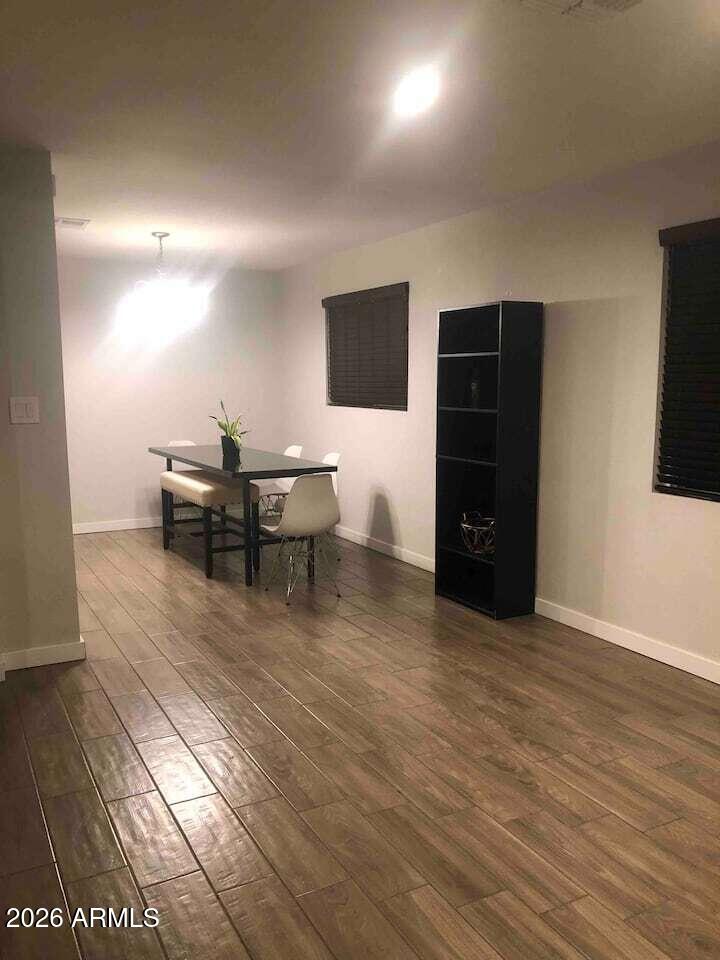 3018 W BUTLER Drive
