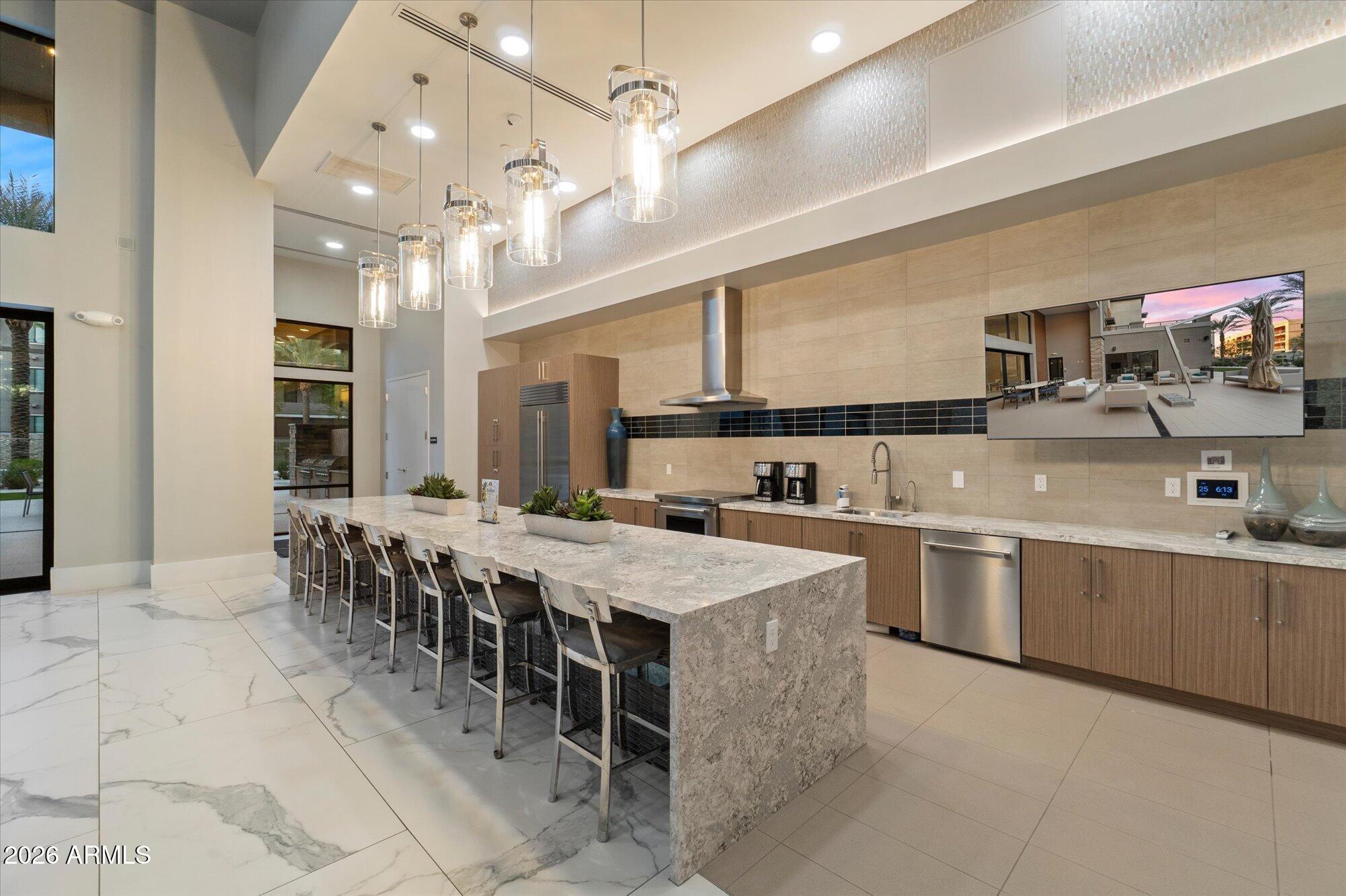 5250 E DEER VALLEY Drive 303