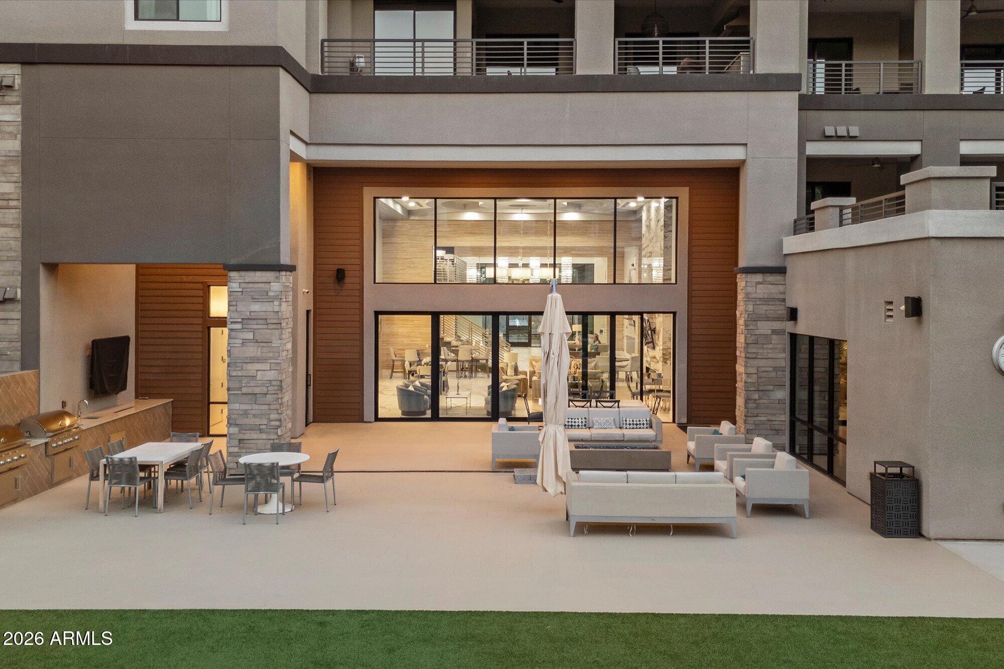 5250 E DEER VALLEY Drive 303