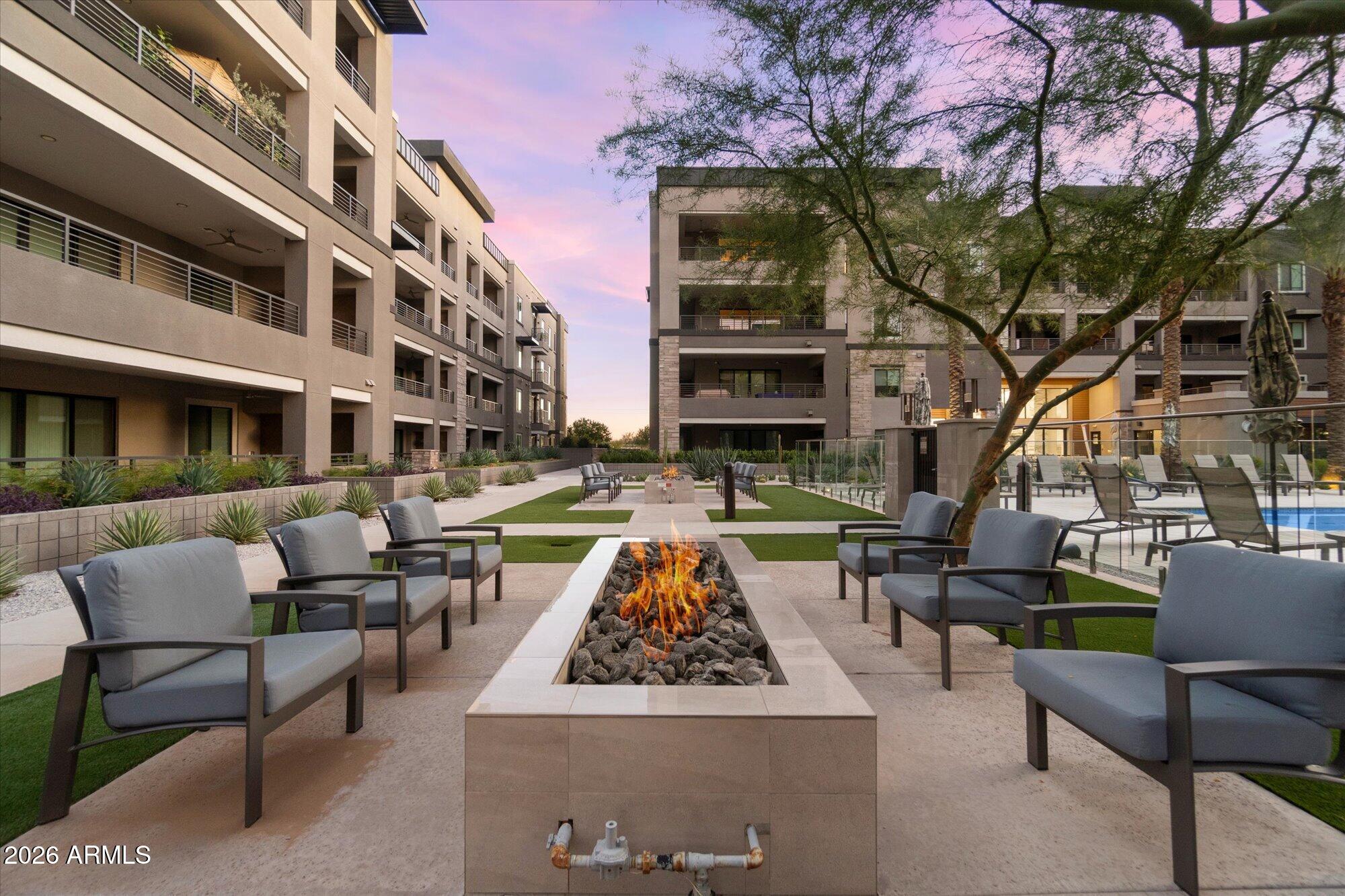 5250 E DEER VALLEY Drive 303