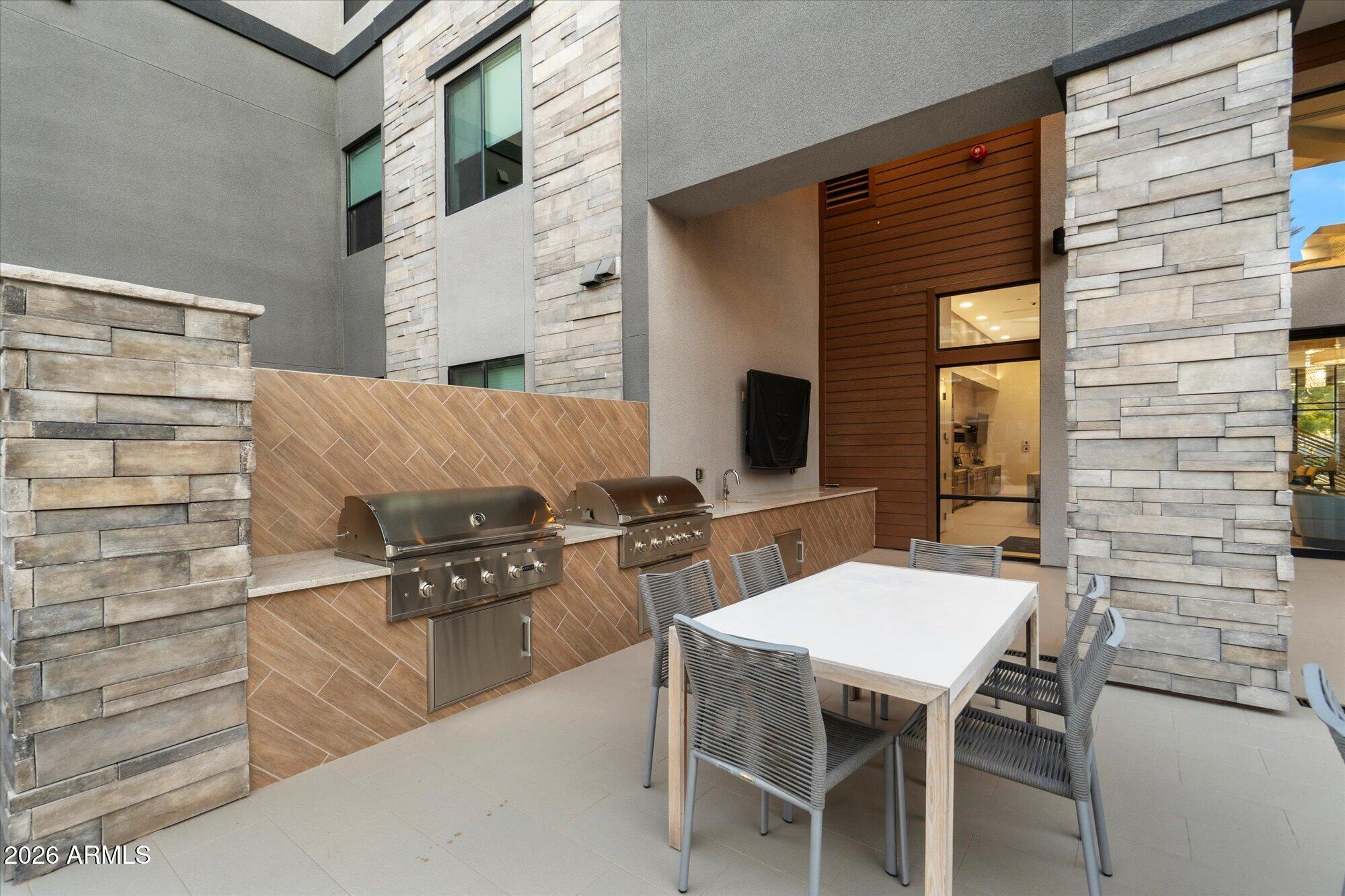5250 E DEER VALLEY Drive 303