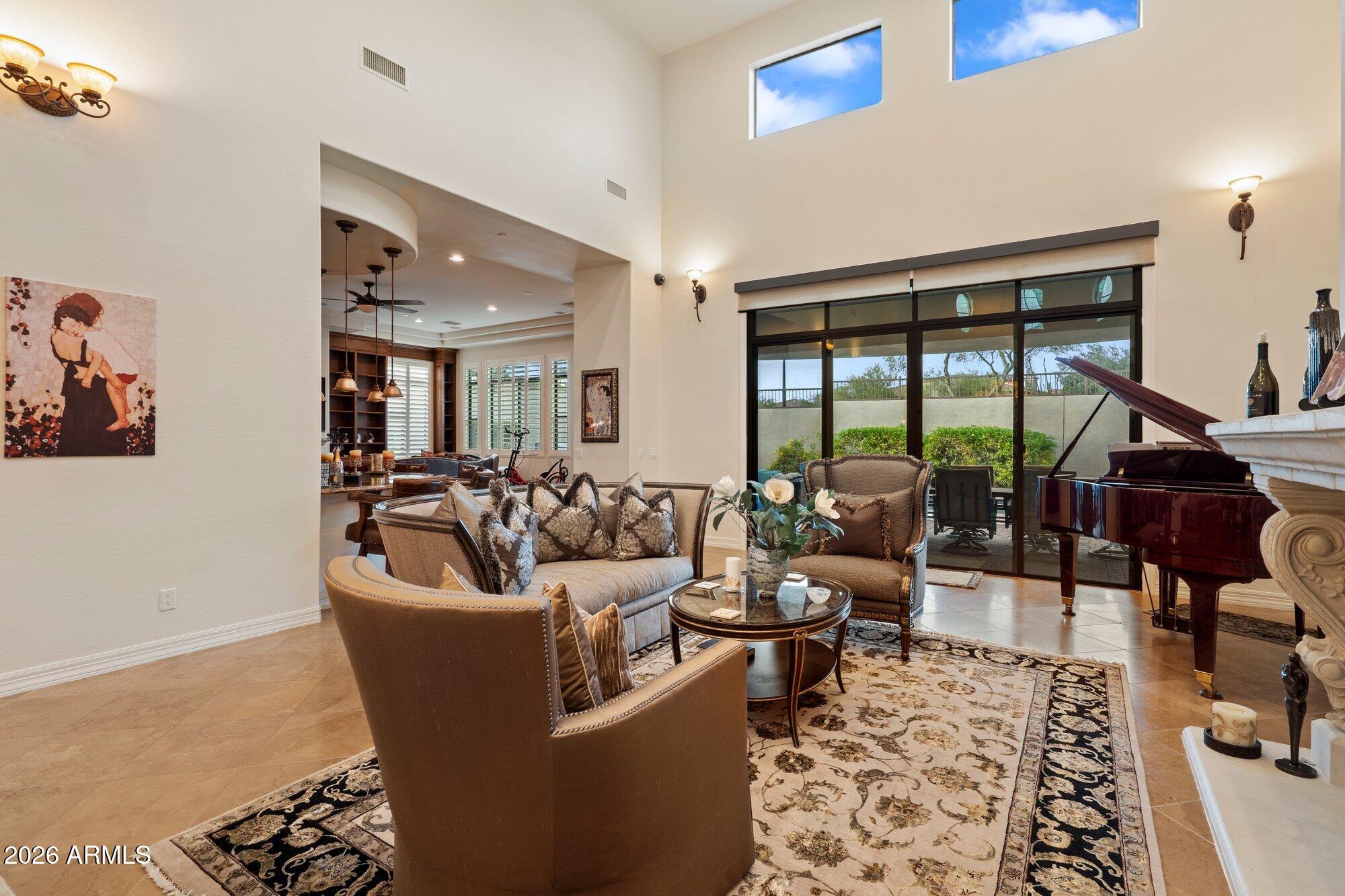 9894 E DESERT BEAUTY Drive
