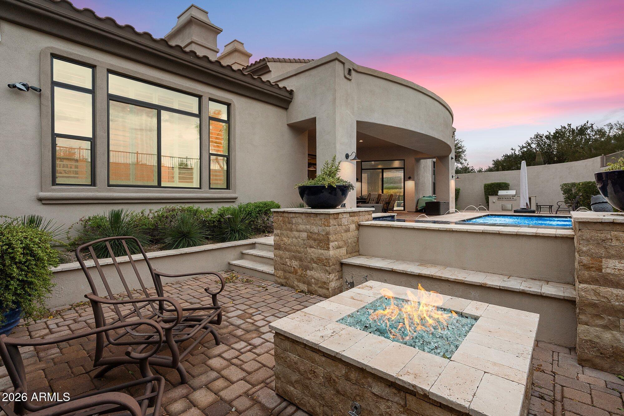 9894 E DESERT BEAUTY Drive