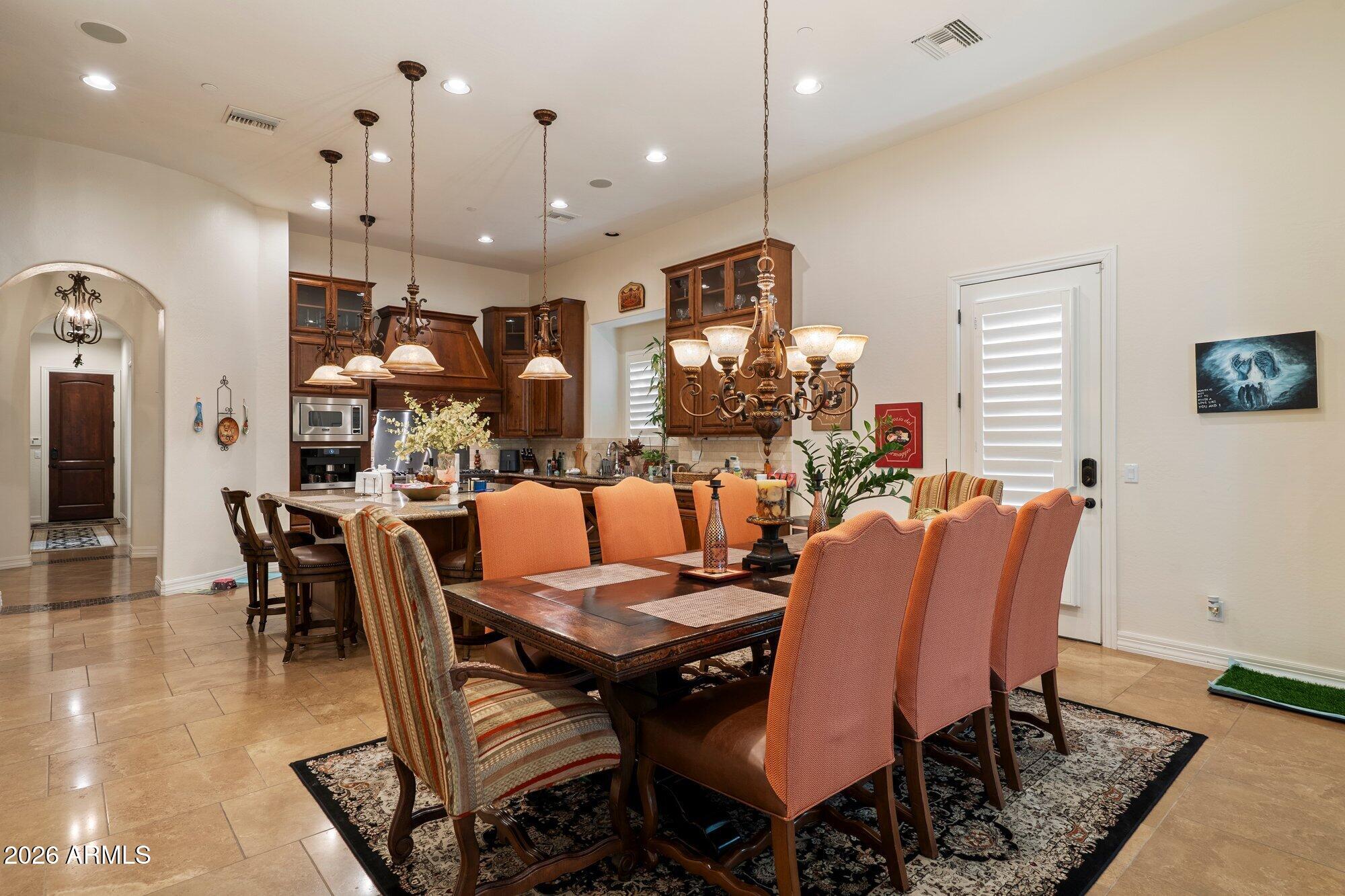 9894 E DESERT BEAUTY Drive