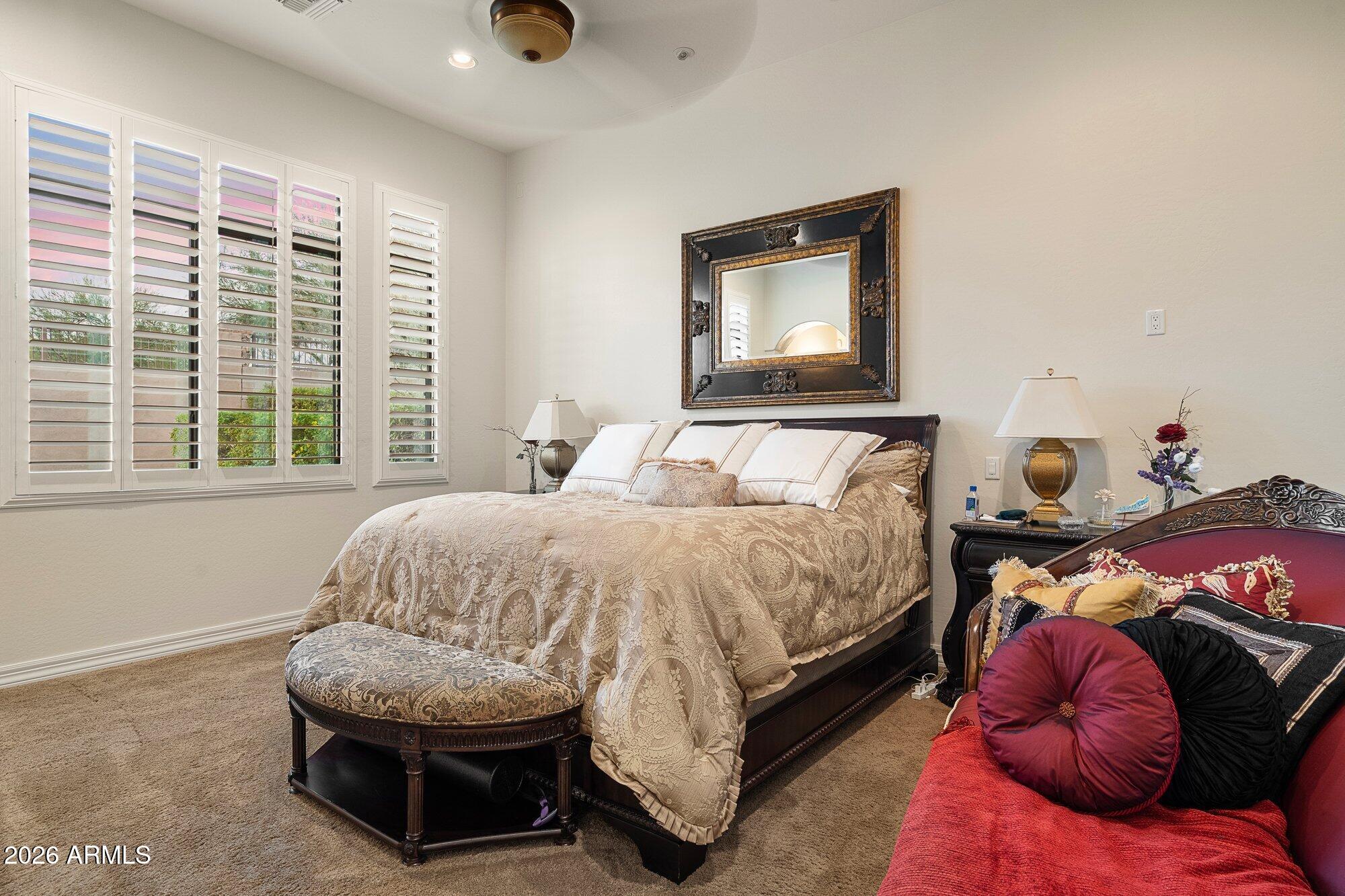 9894 E DESERT BEAUTY Drive